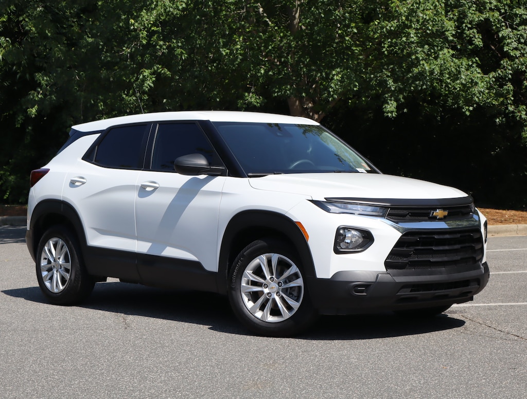 Used 2023 Chevrolet Trailblazer LS SUV