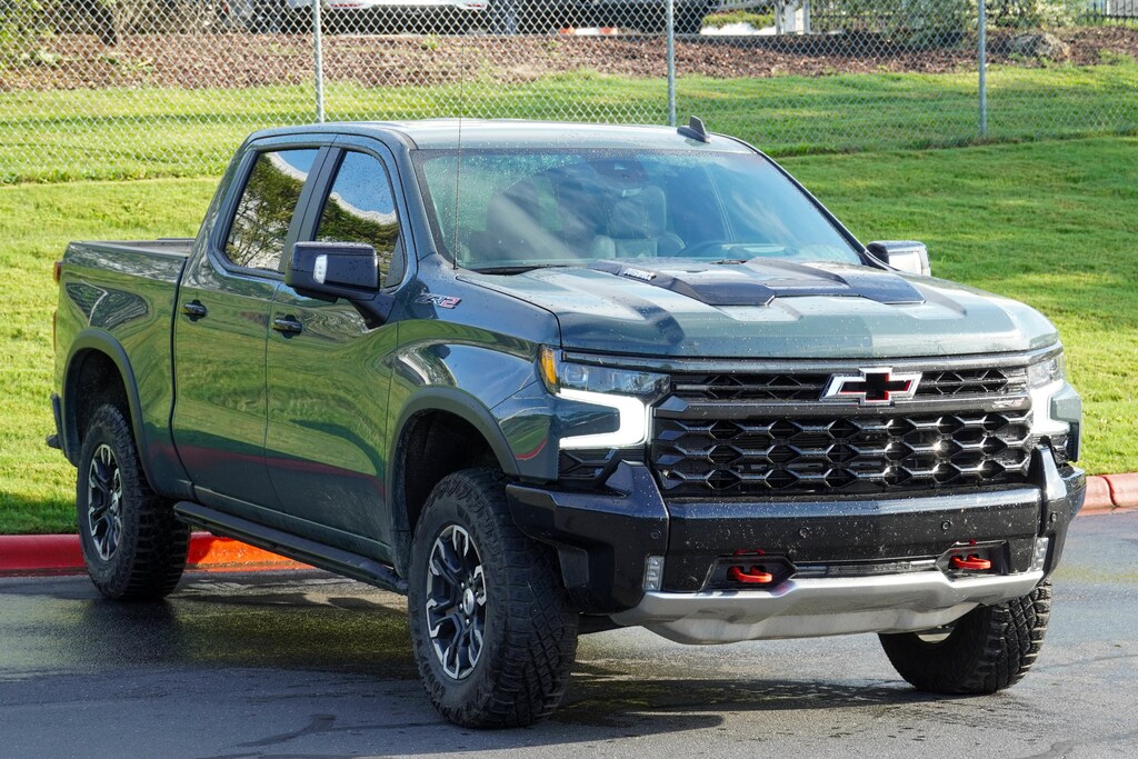 Used 2025 Chevrolet Silverado 1500 ZR2 Pickup