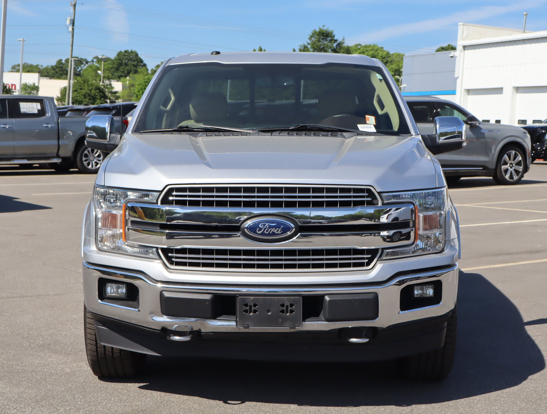 2018 Ford F-150 LARIAT photo 2