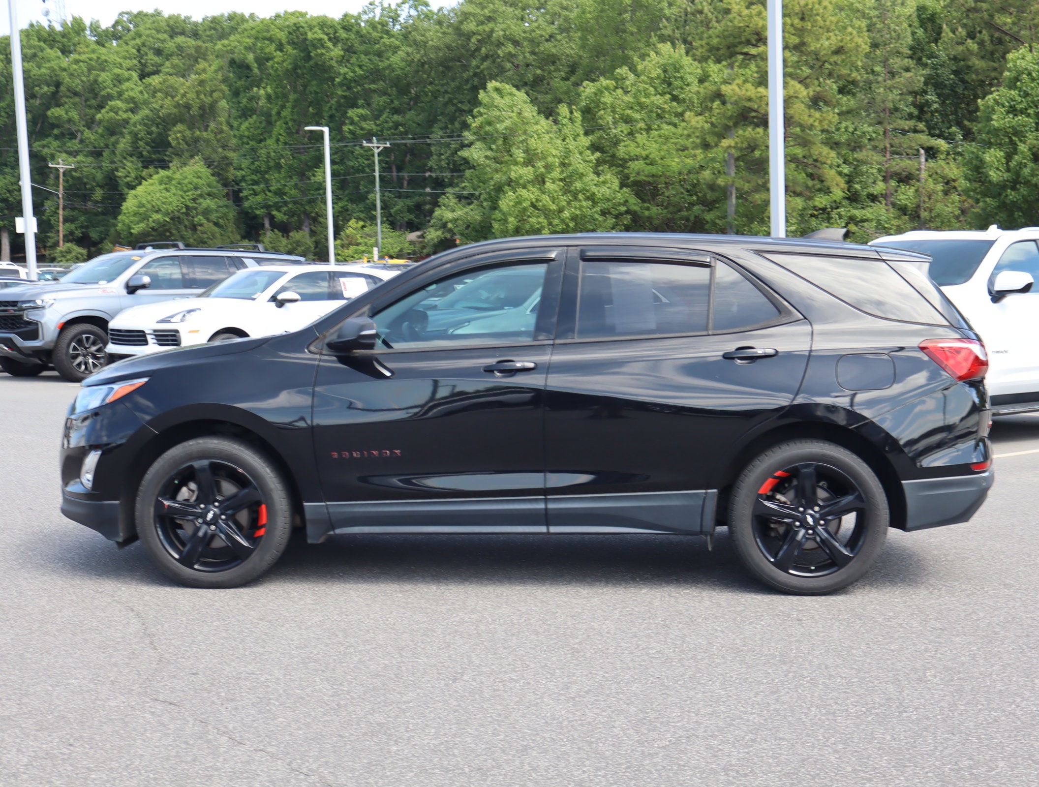 2019 Chevrolet Equinox LT photo 4