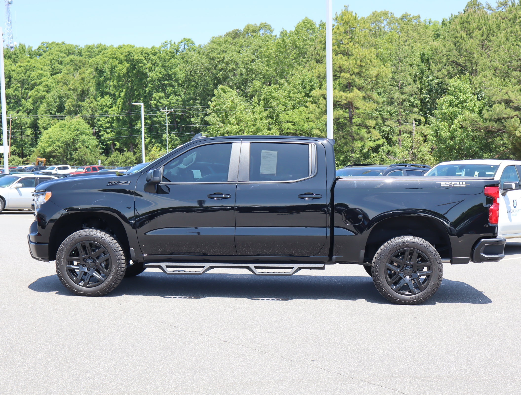 2025 Chevrolet Silverado 1500 LT Trail Boss photo 4