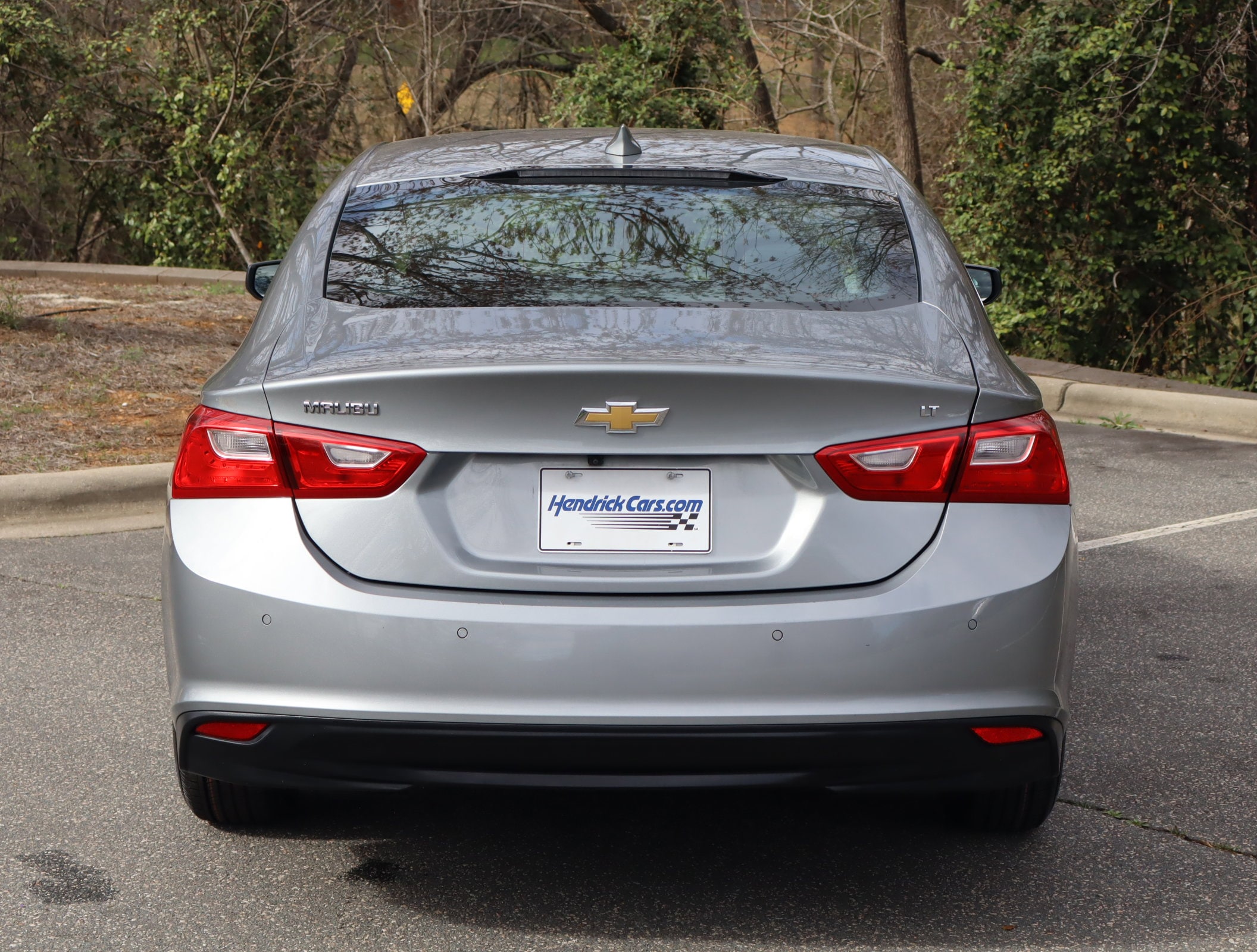 2024 Chevrolet Malibu LT photo 3