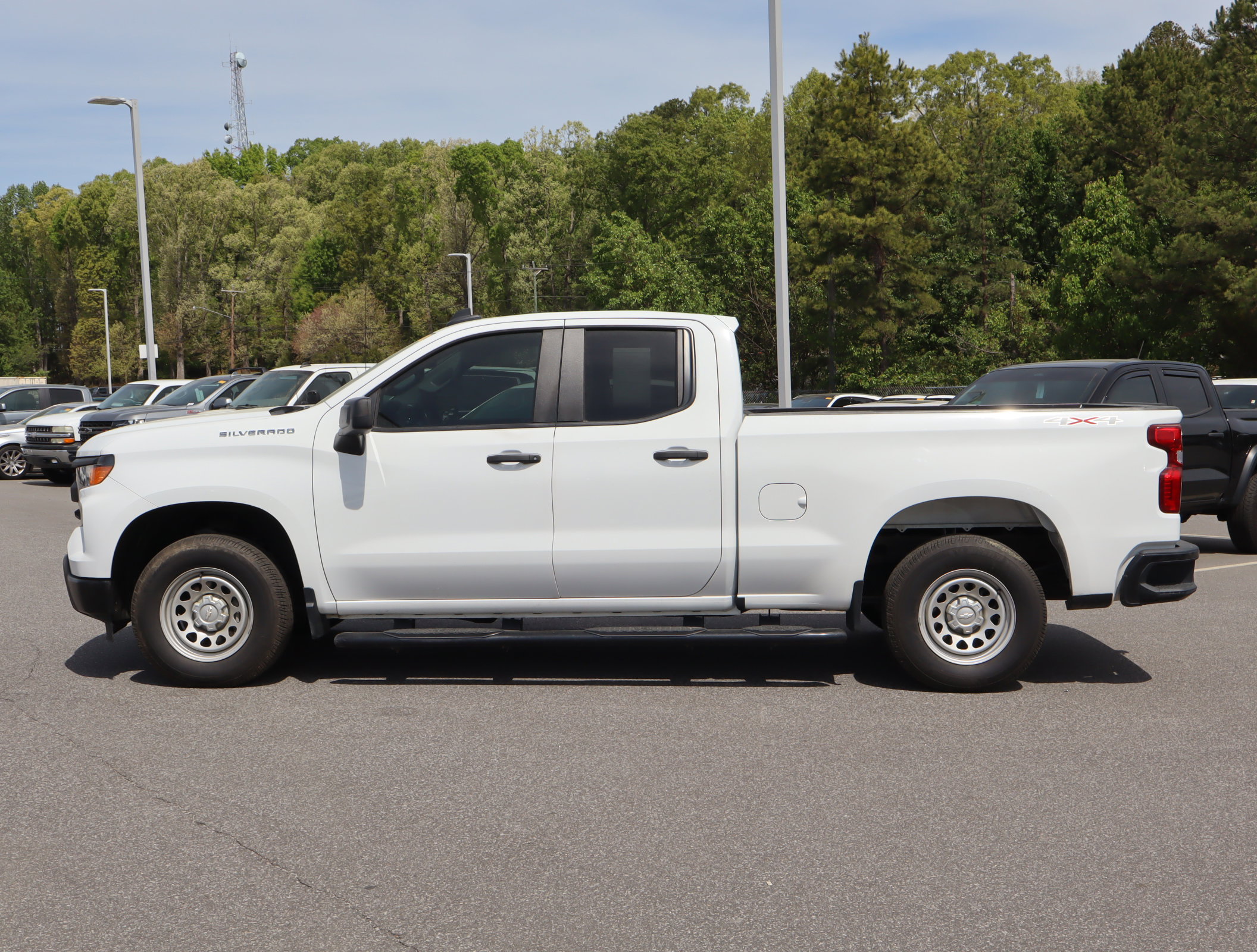 2023 Chevrolet Silverado 1500 Work Truck photo 5