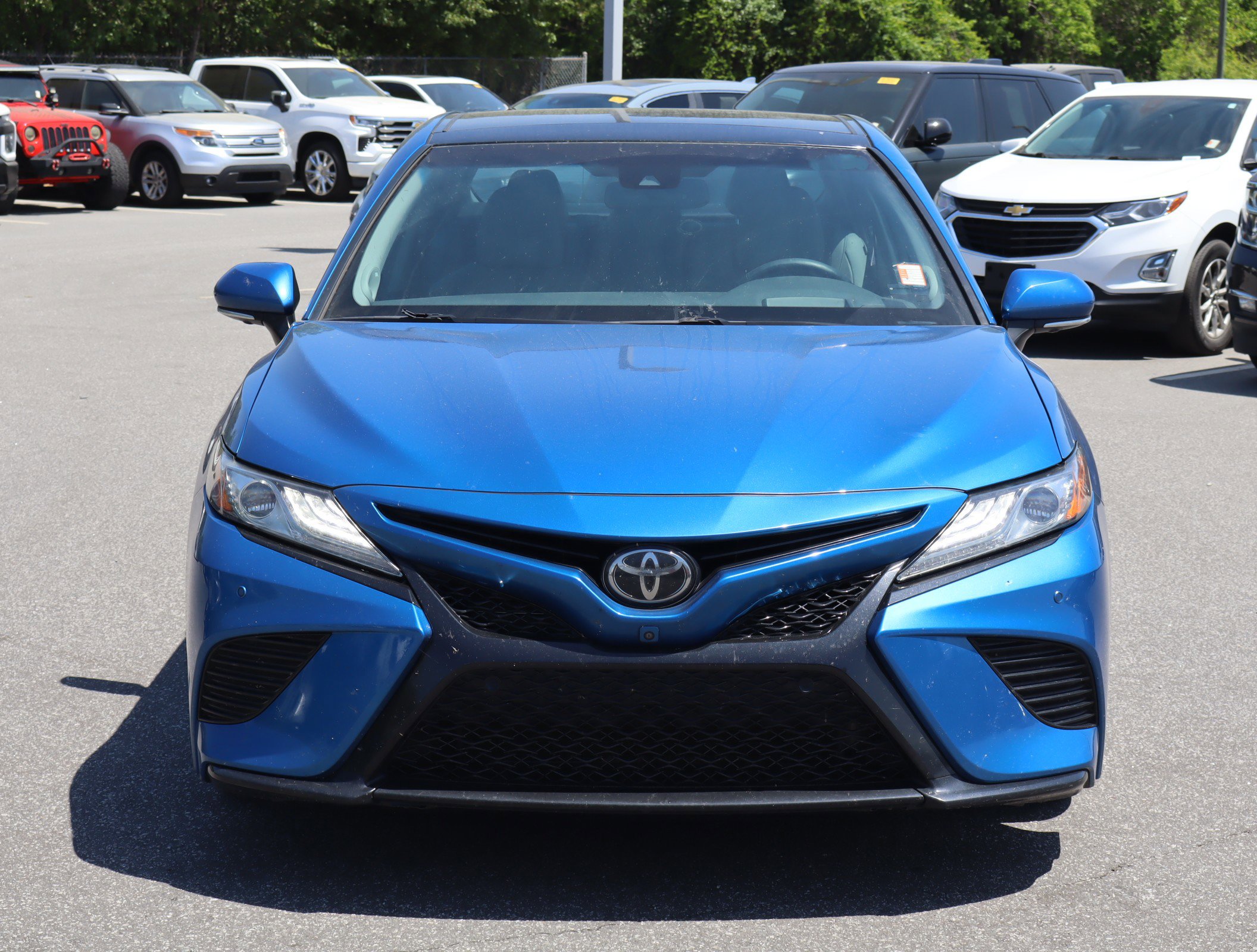 2018 Toyota Camry XSE V6 photo 2