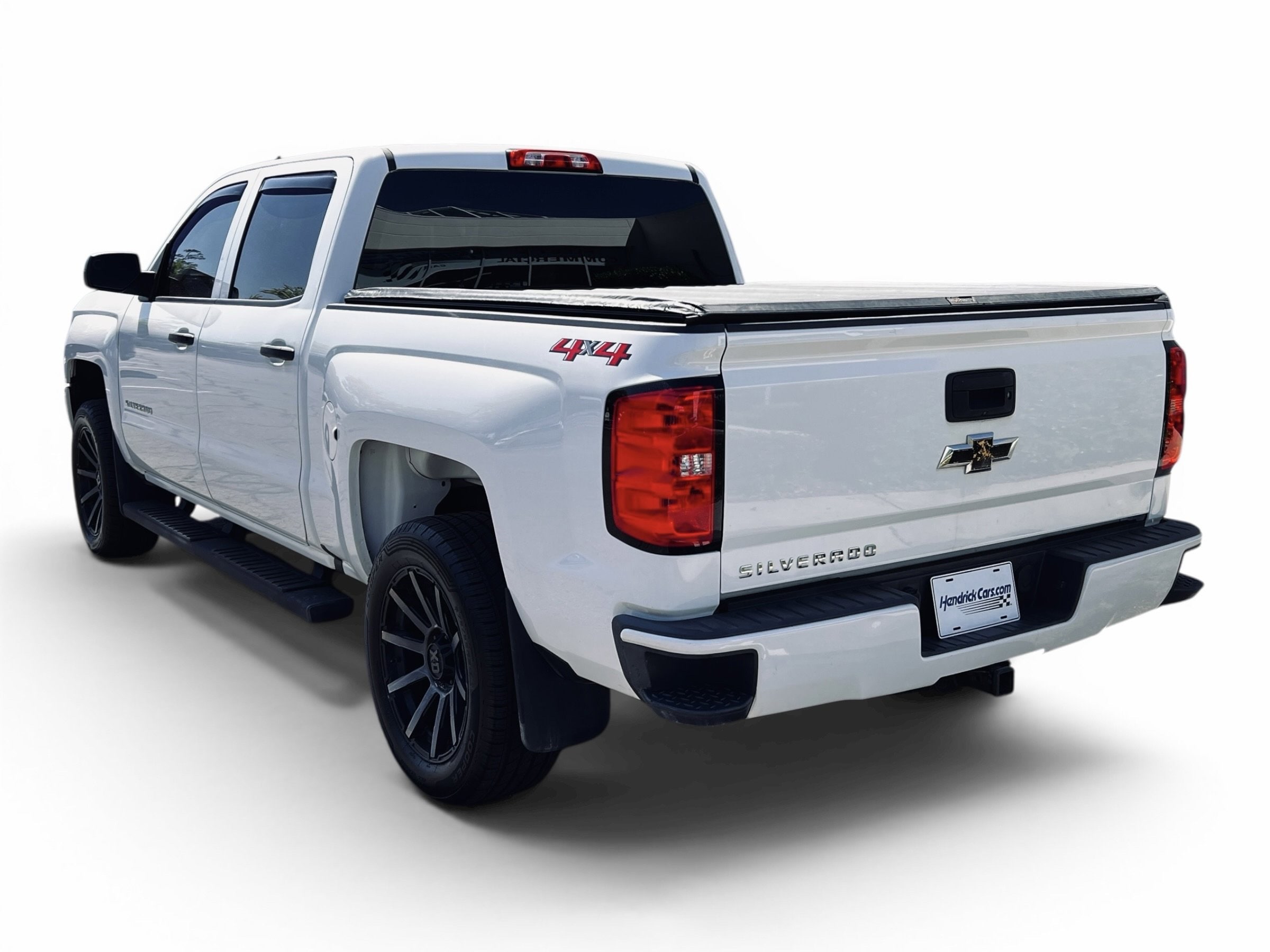 2018 Chevrolet Silverado 1500 Custom photo 3