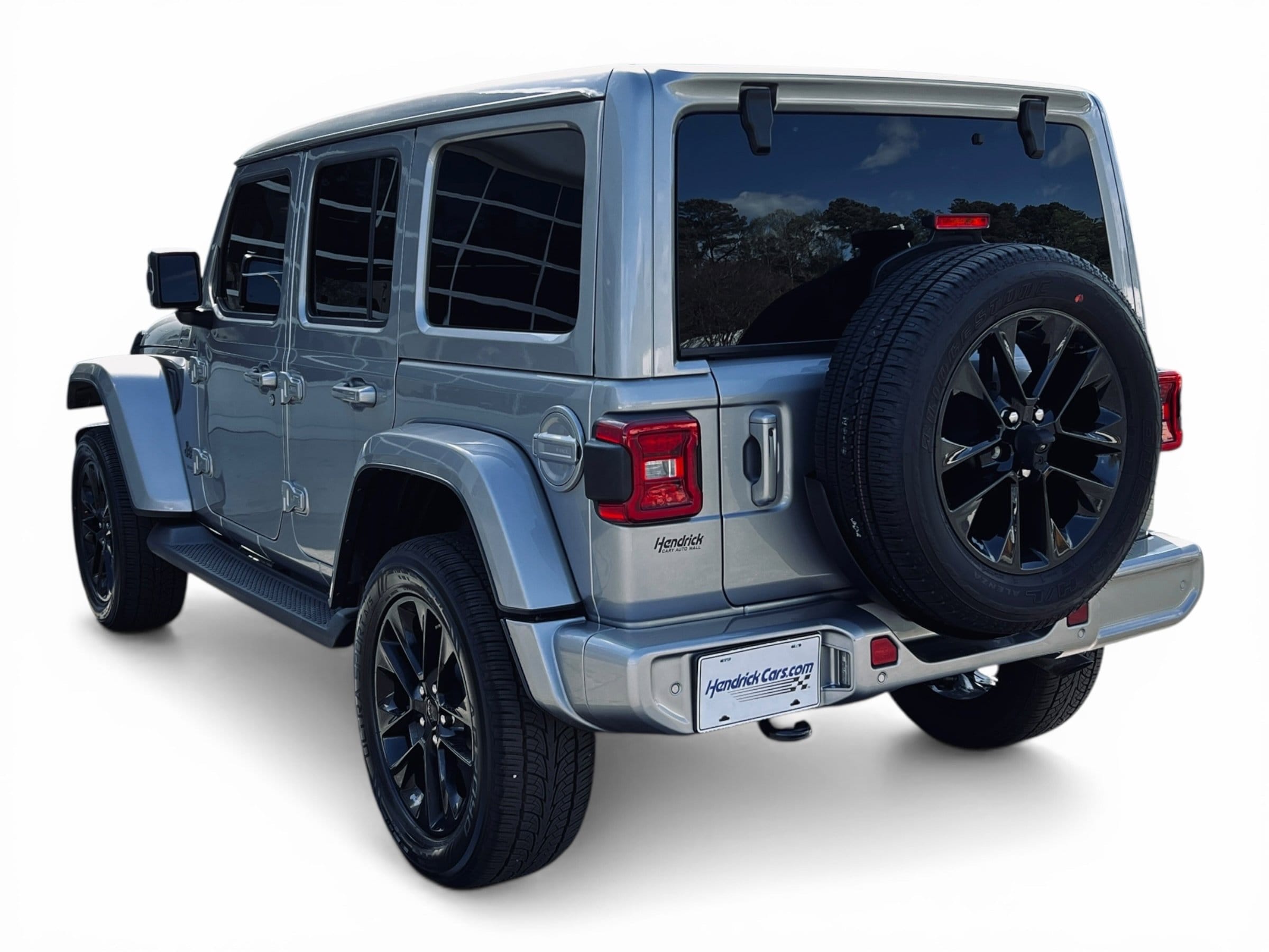 2021 Jeep Wrangler Unlimited Sahara High Altitude photo 3