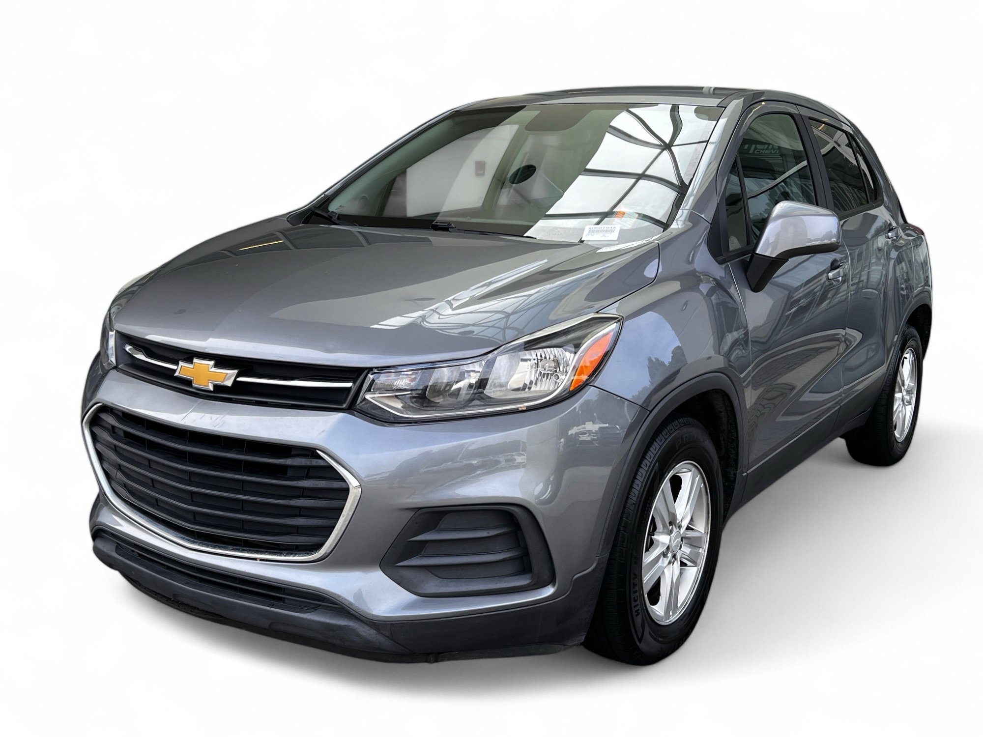 2020 Chevrolet Trax LS photo 3