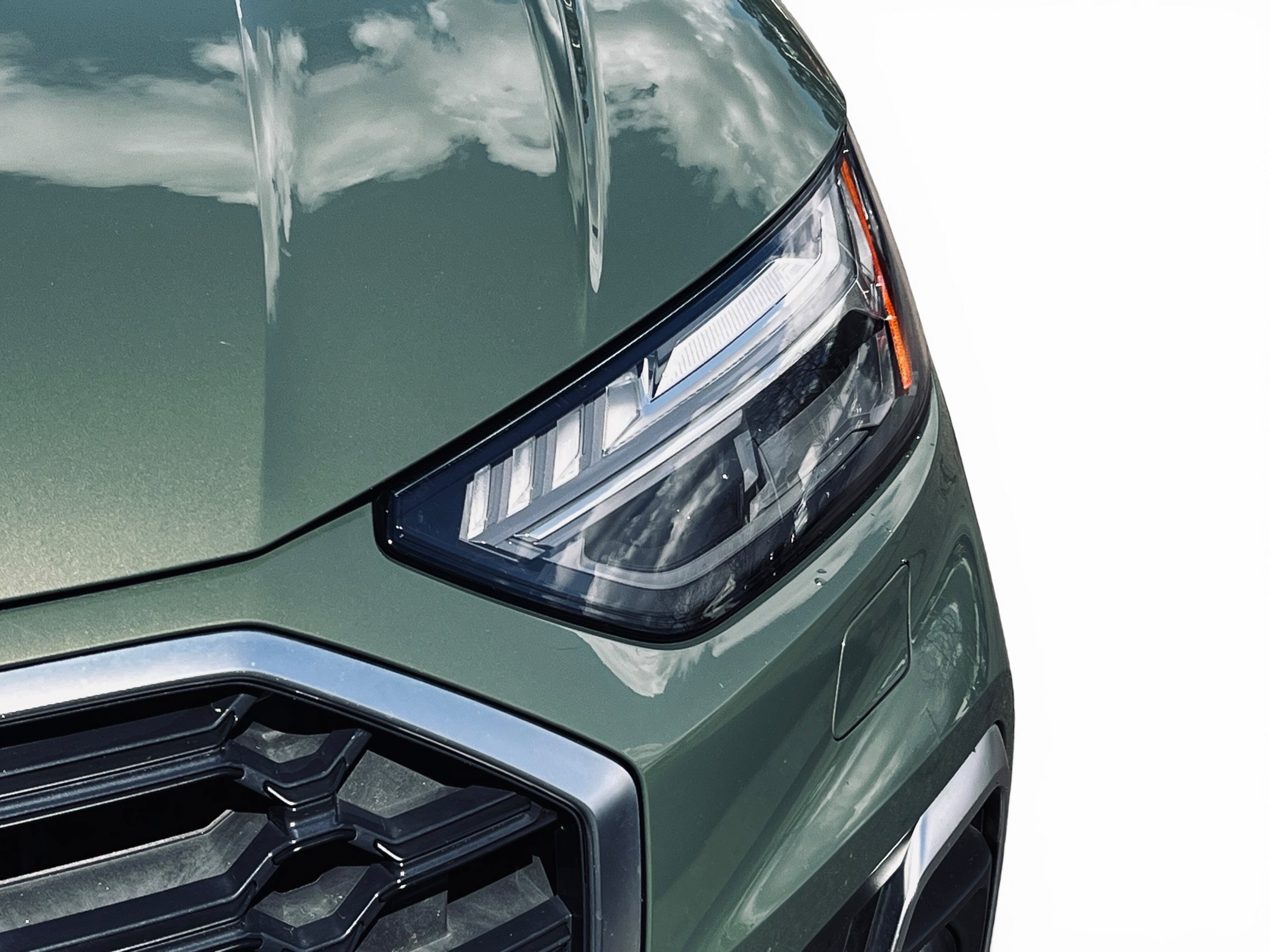 2022 Audi Q5 S line Prestige photo 5