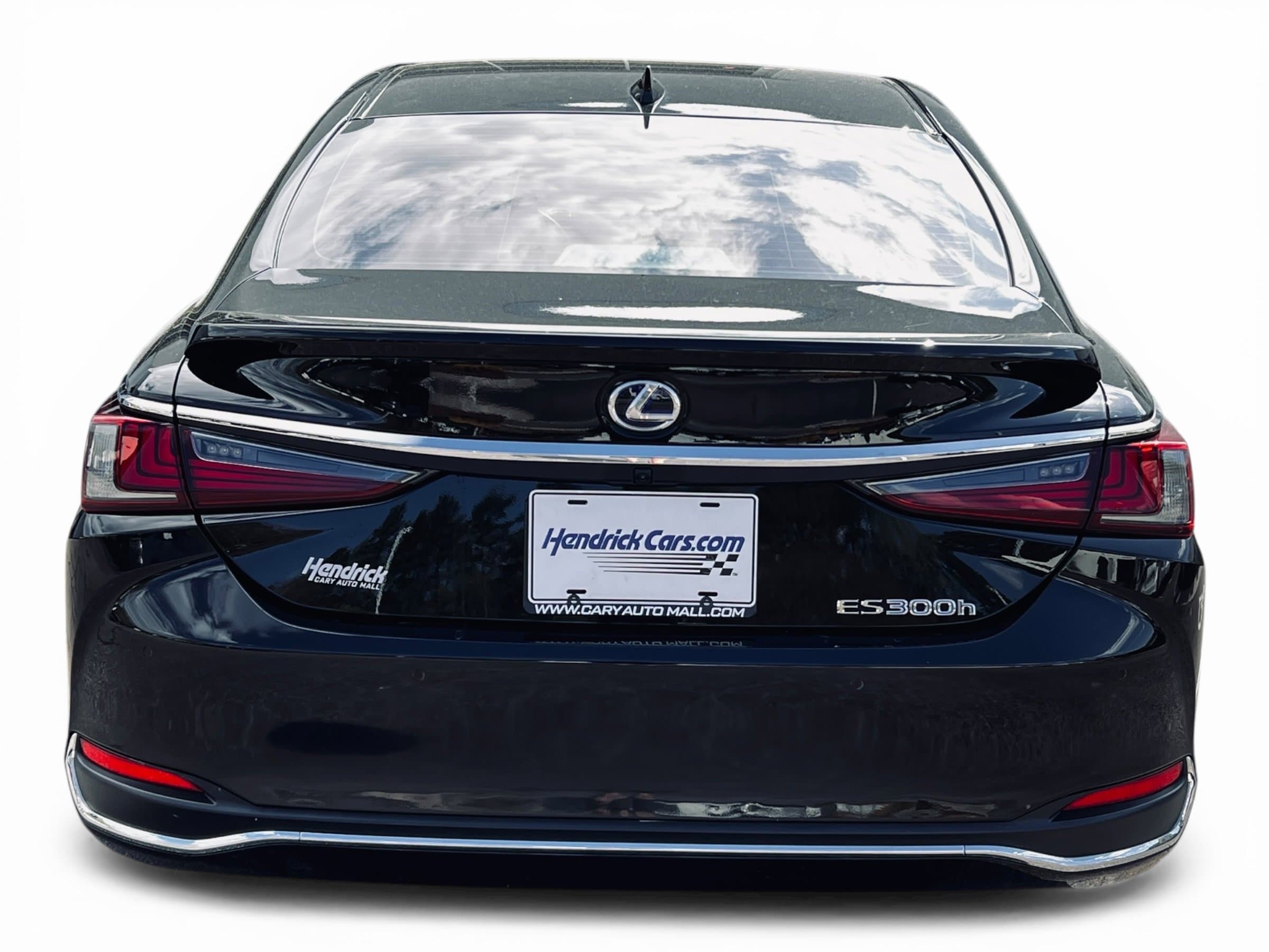 2022 LEXUS ES ES 300h photo 3