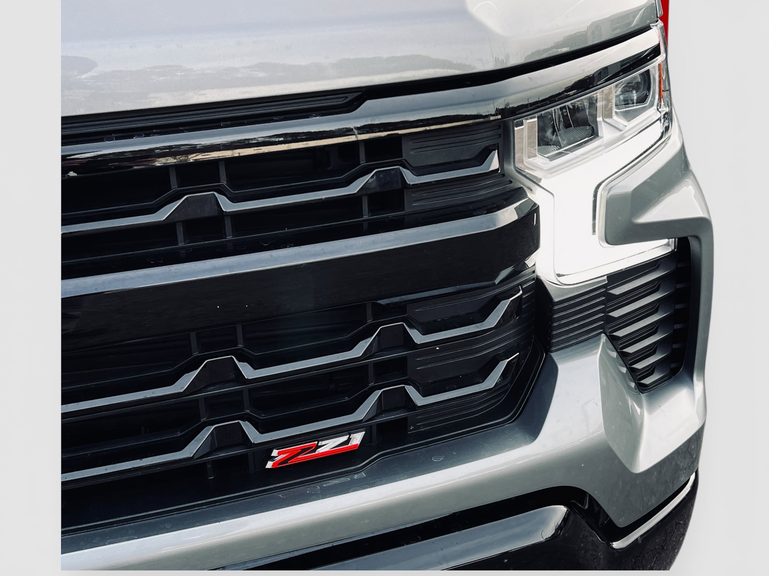 2025 Chevrolet Silverado 1500 LT Trail Boss photo 4