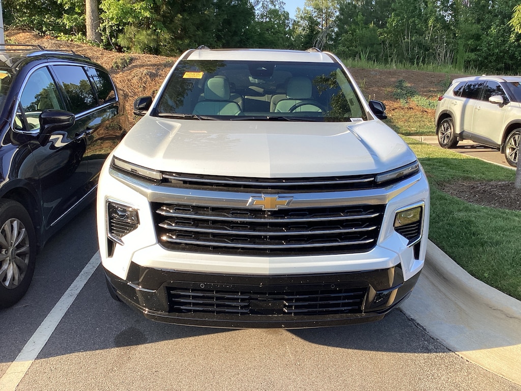 Used 2026 Chevrolet Traverse AWD High Country SUV