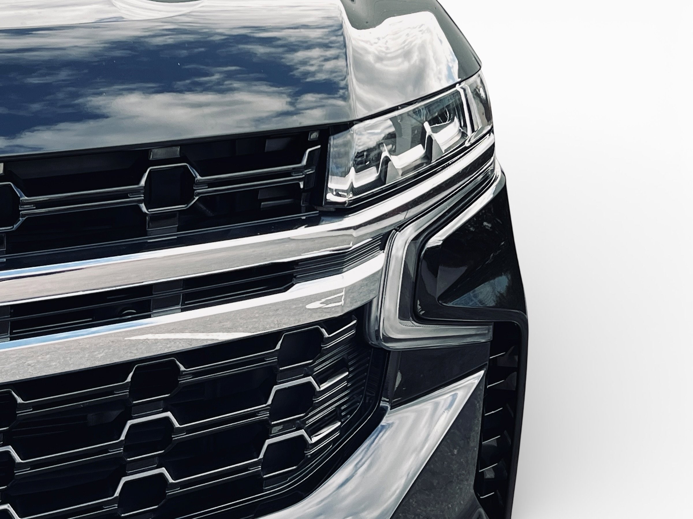 2023 Chevrolet Tahoe LS photo 4