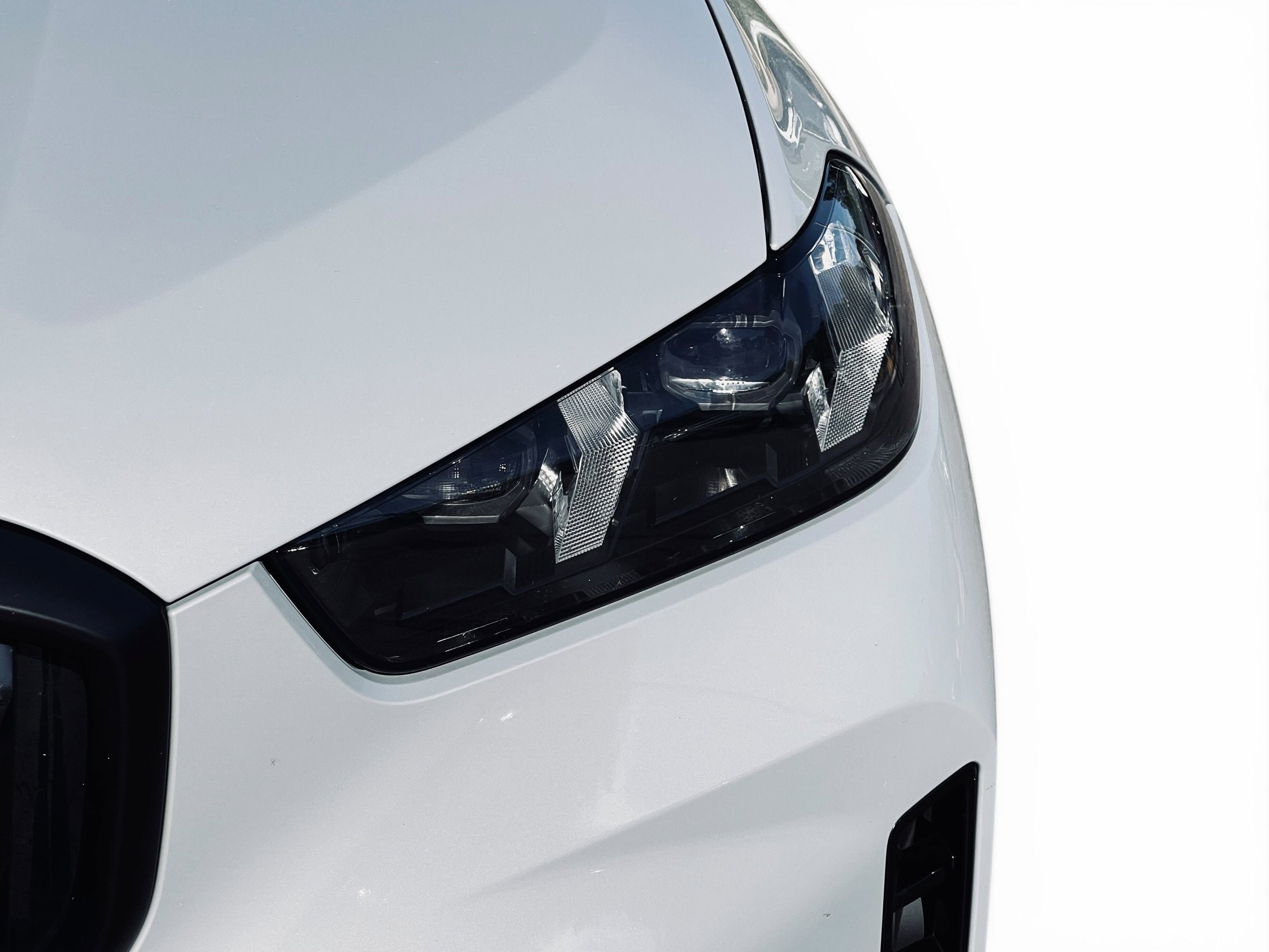 2025 BMW X5 xDrive50e photo 4