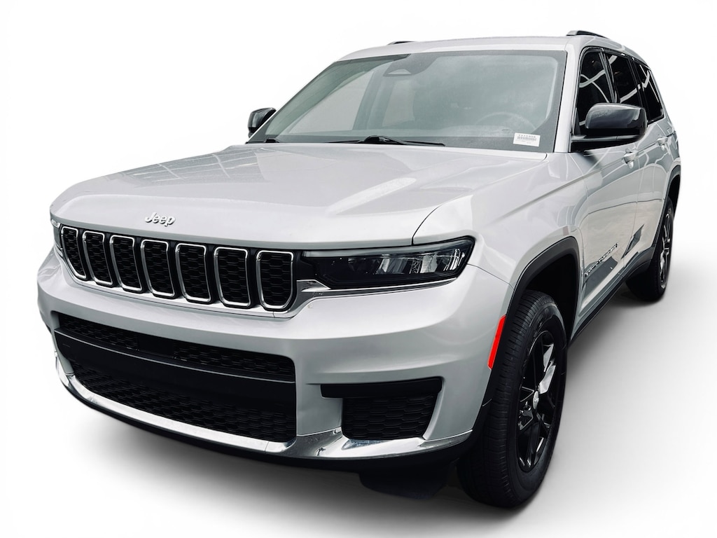 Used 2023 Jeep Grand Cherokee L Laredo SUV