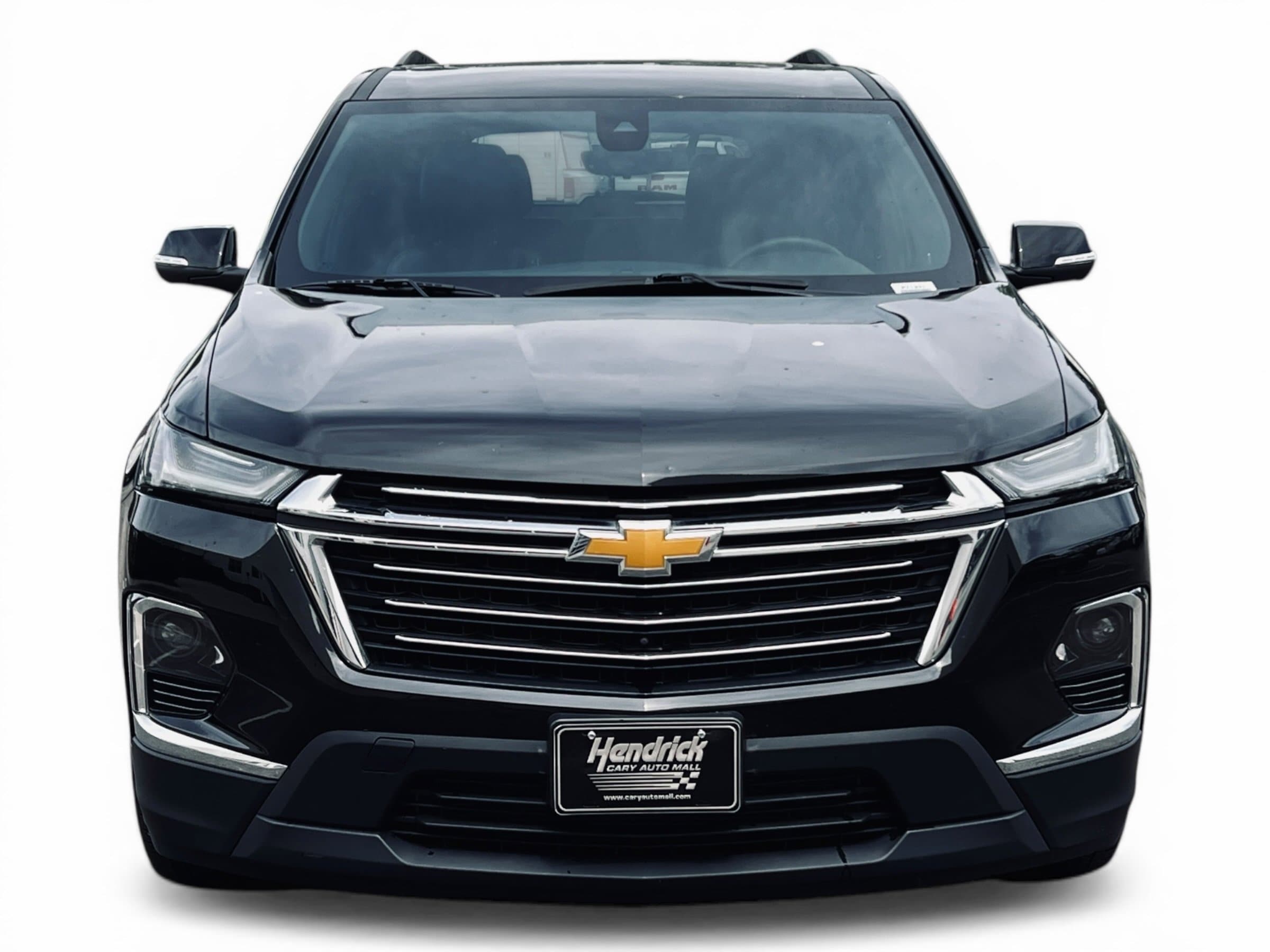 2023 Chevrolet Traverse LT Leather photo 2