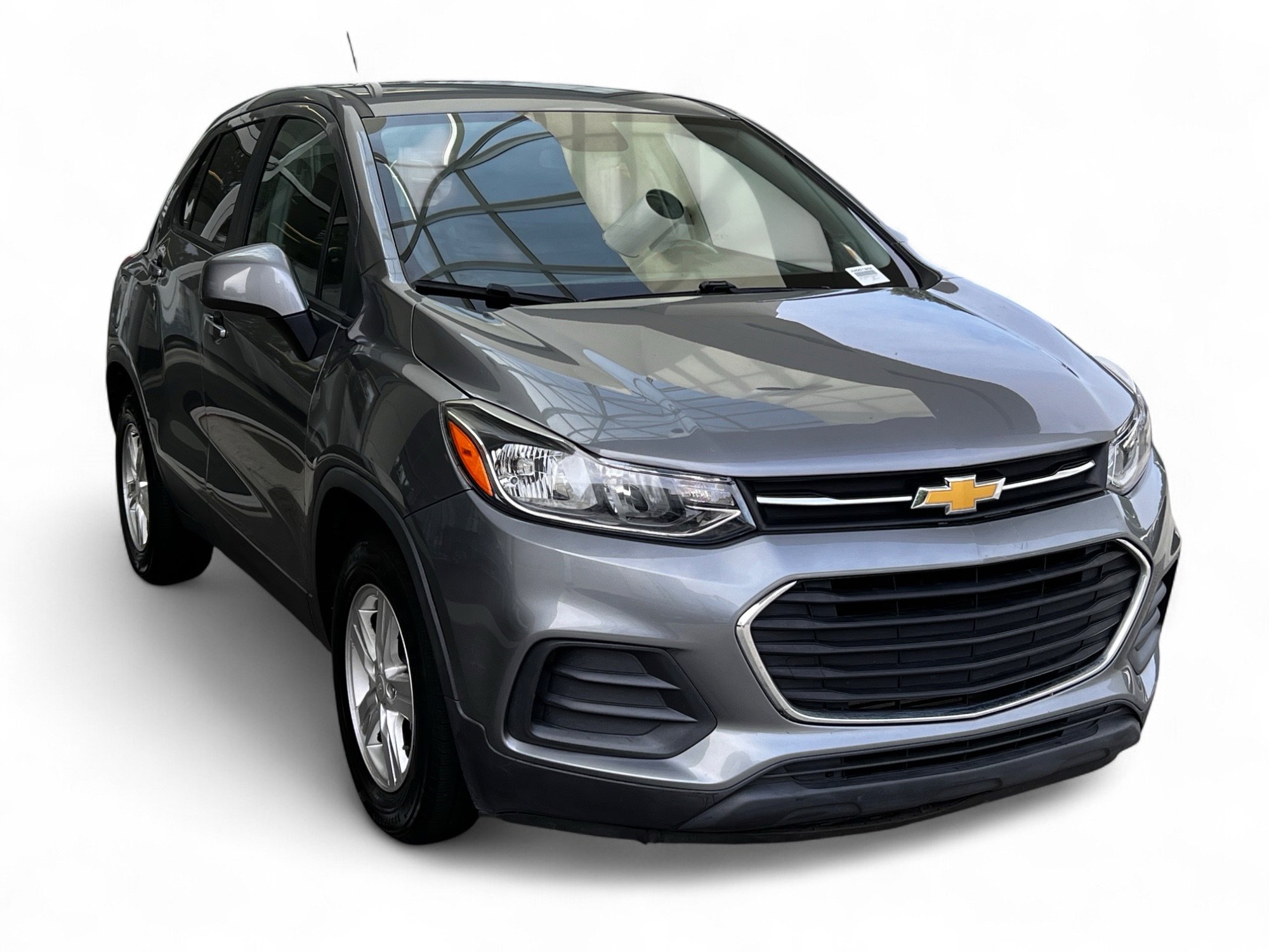 2020 Chevrolet Trax LS photo 2