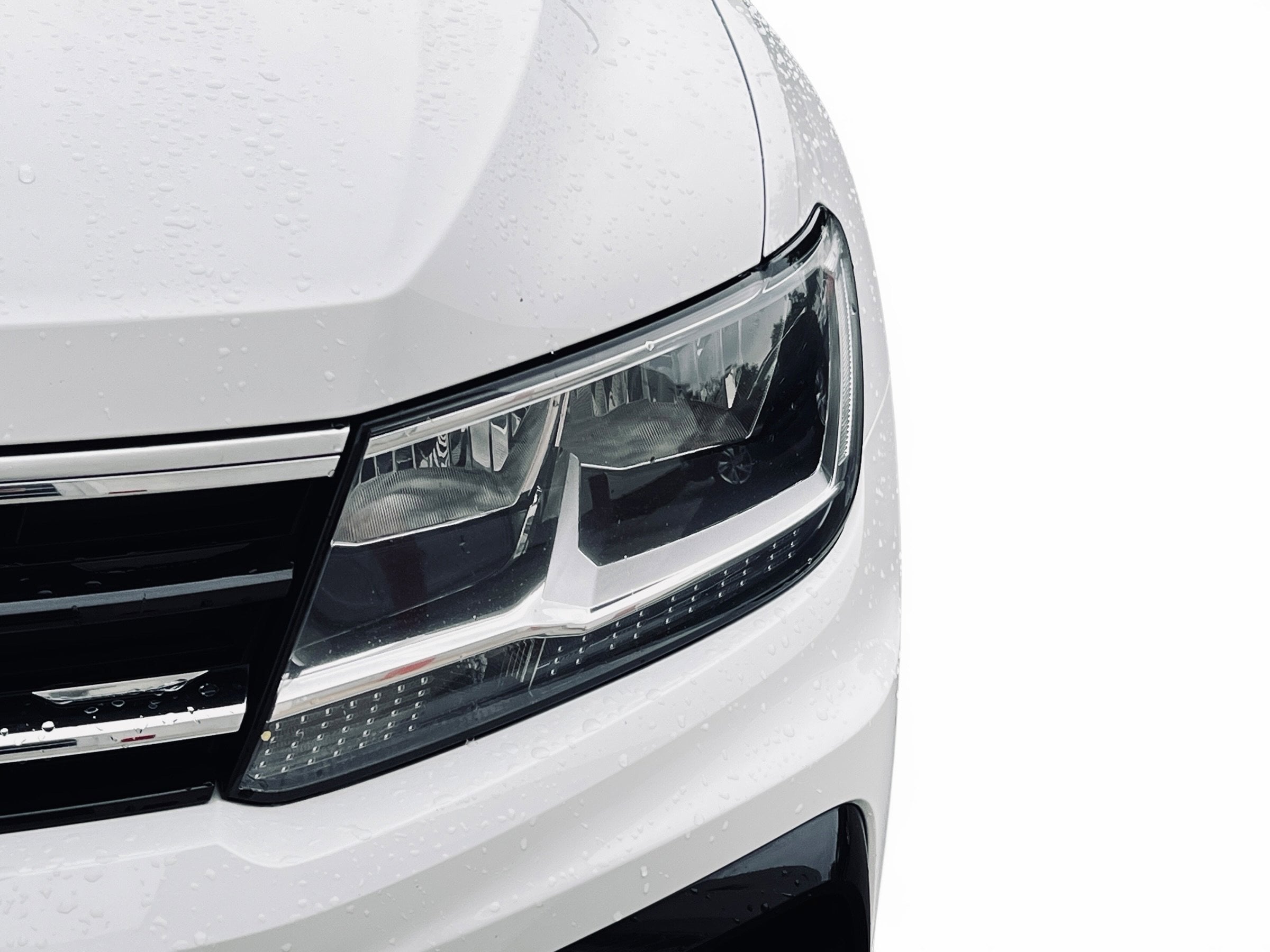 2020 Volkswagen Tiguan SE R-Line Black photo 5