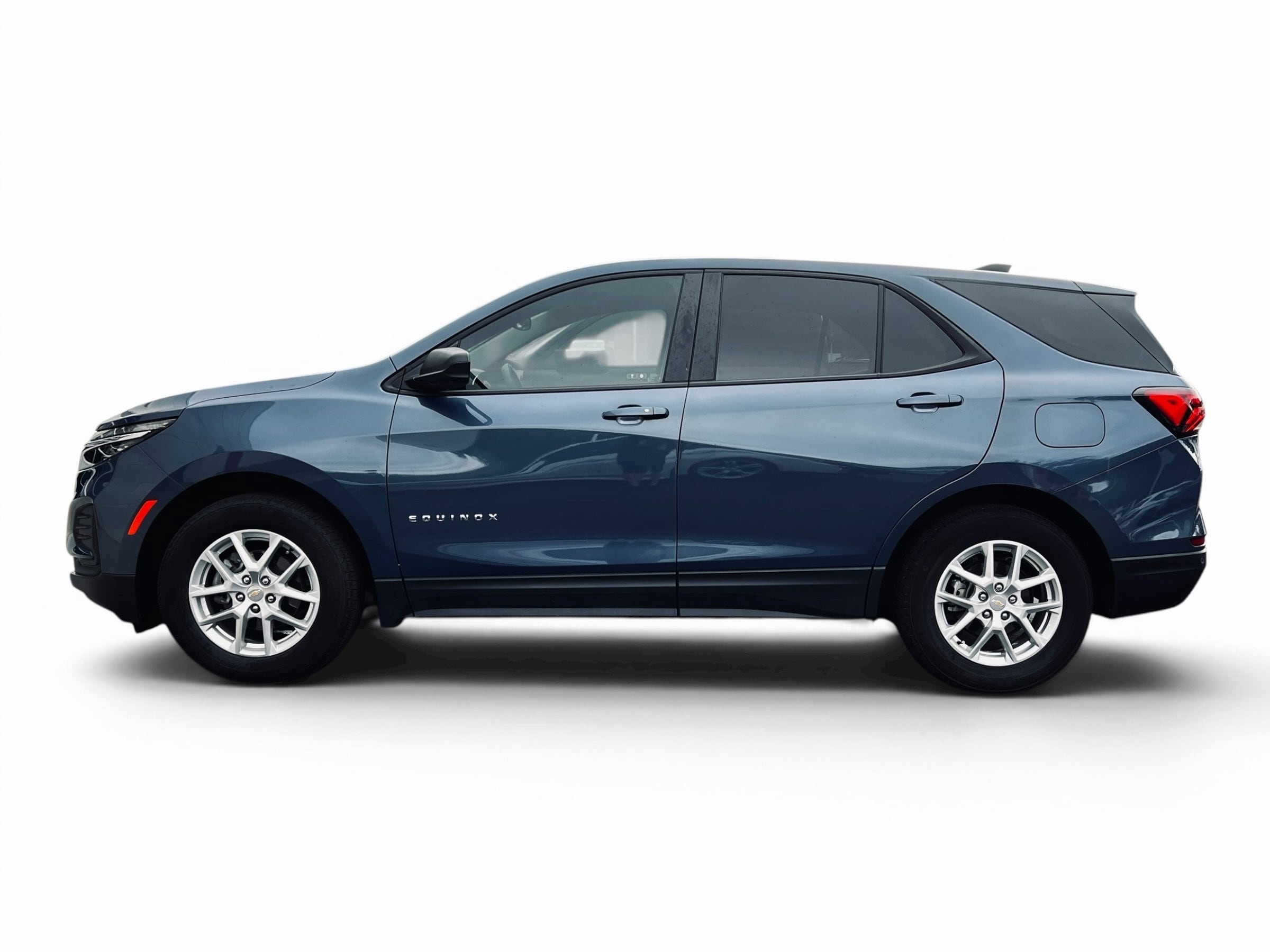 2024 Chevrolet Equinox LS photo 6