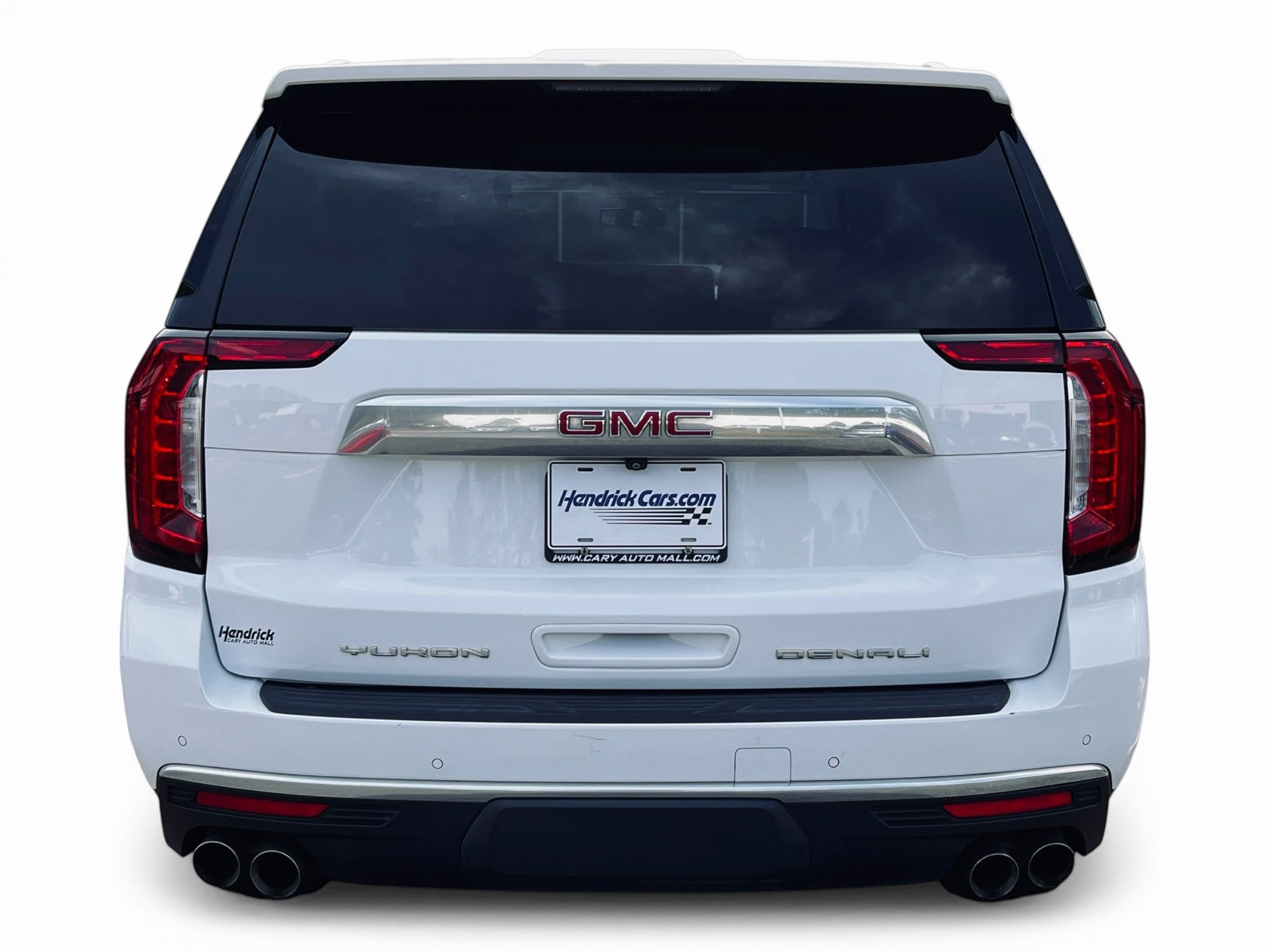 2022 GMC Yukon Denali photo 3
