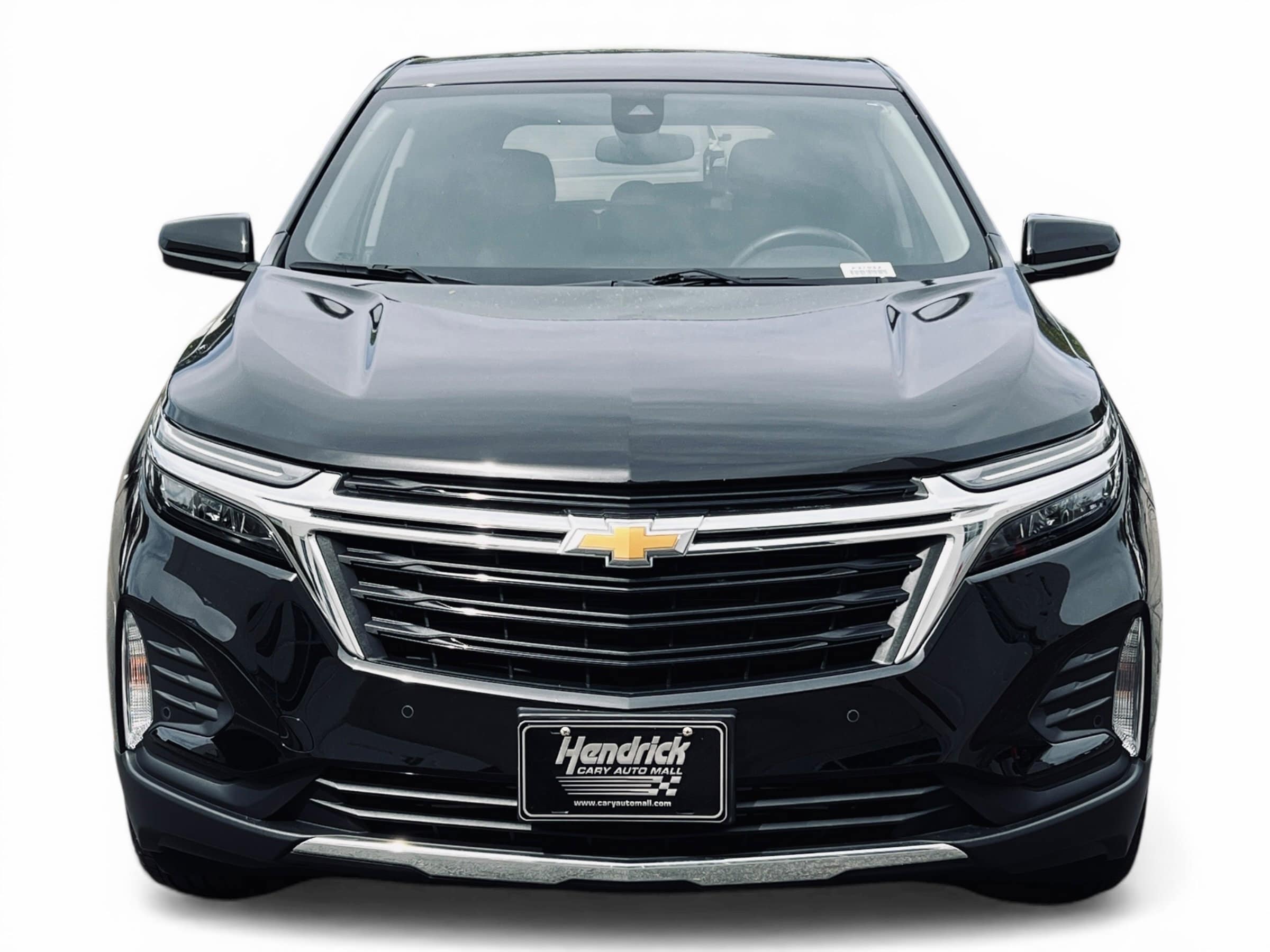 2024 Chevrolet Equinox LT photo 2