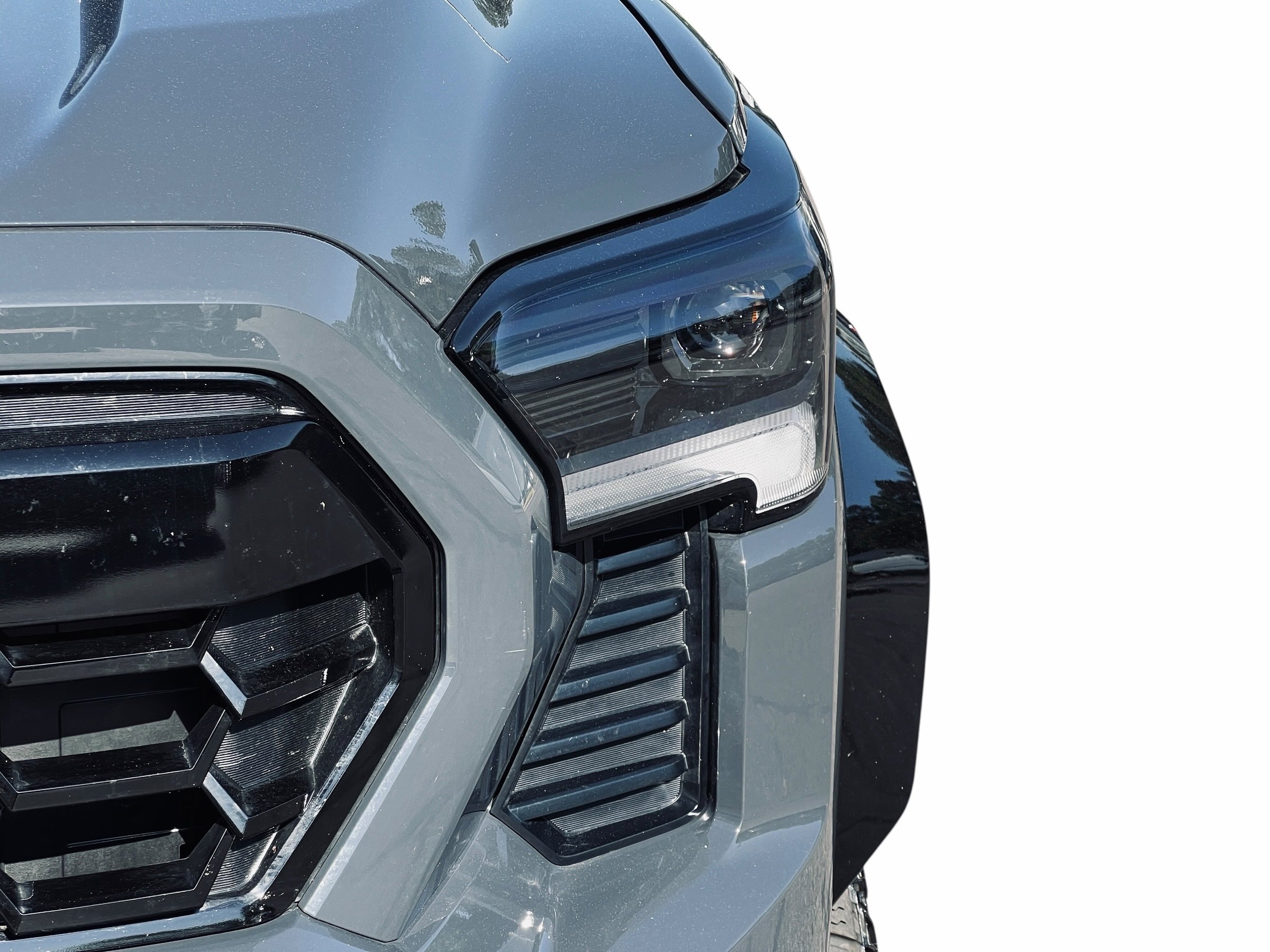 2026 Toyota Tacoma 4WD TRD Pro Hybrid photo 4