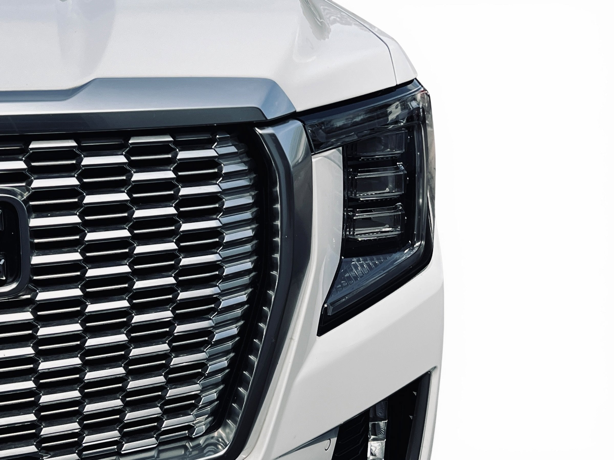 2022 GMC Yukon Denali photo 4