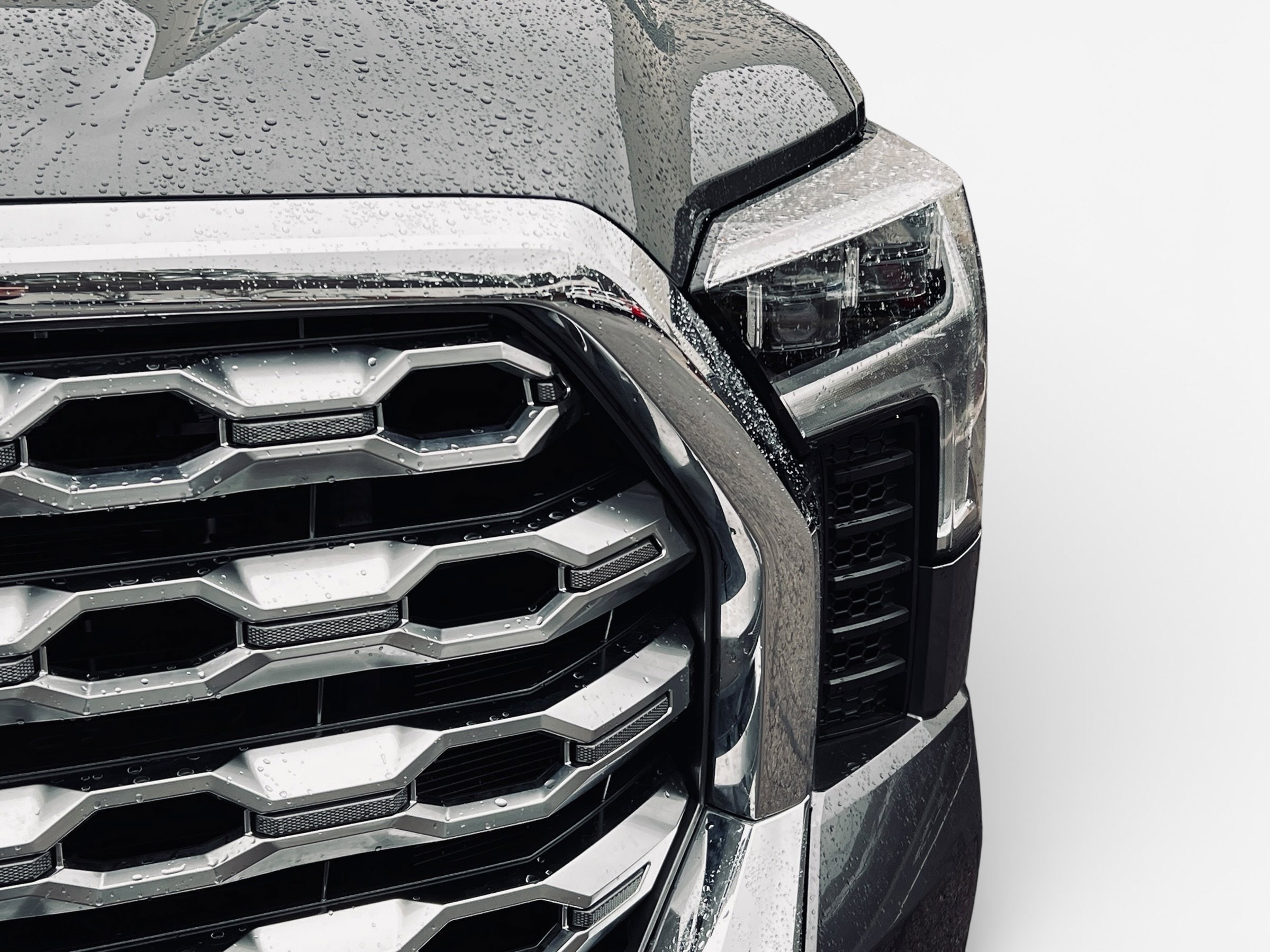 2025 Toyota Tundra 4WD 1794 Edition Hybrid photo 4