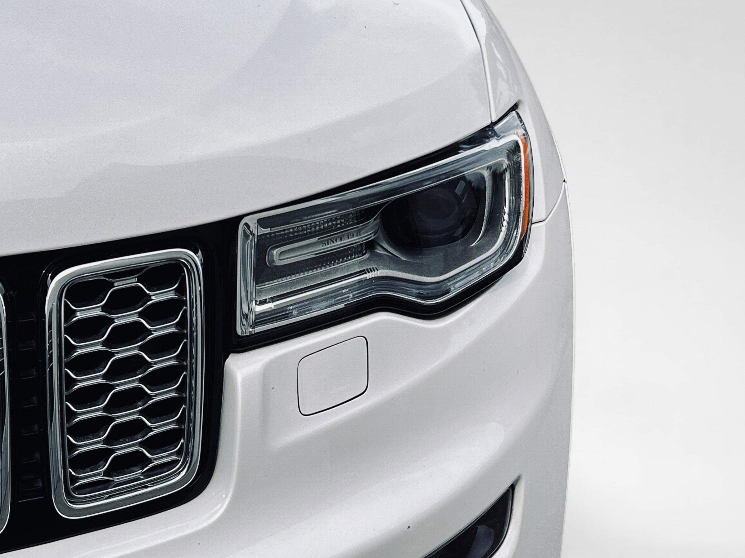 2017 Jeep Grand Cherokee Summit photo 5