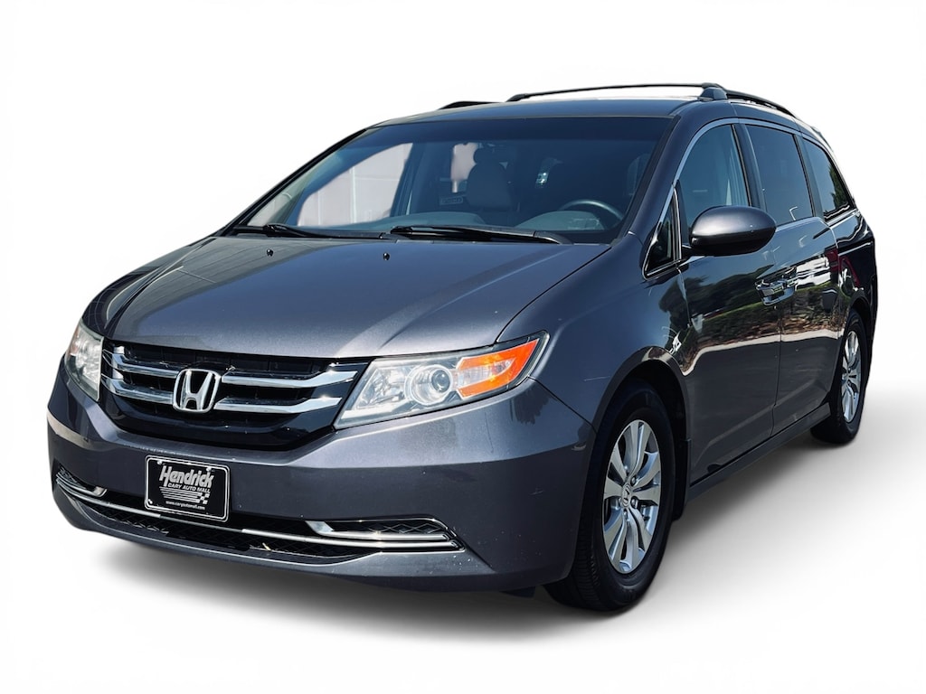Used 2016 Honda Odyssey SE Minivan