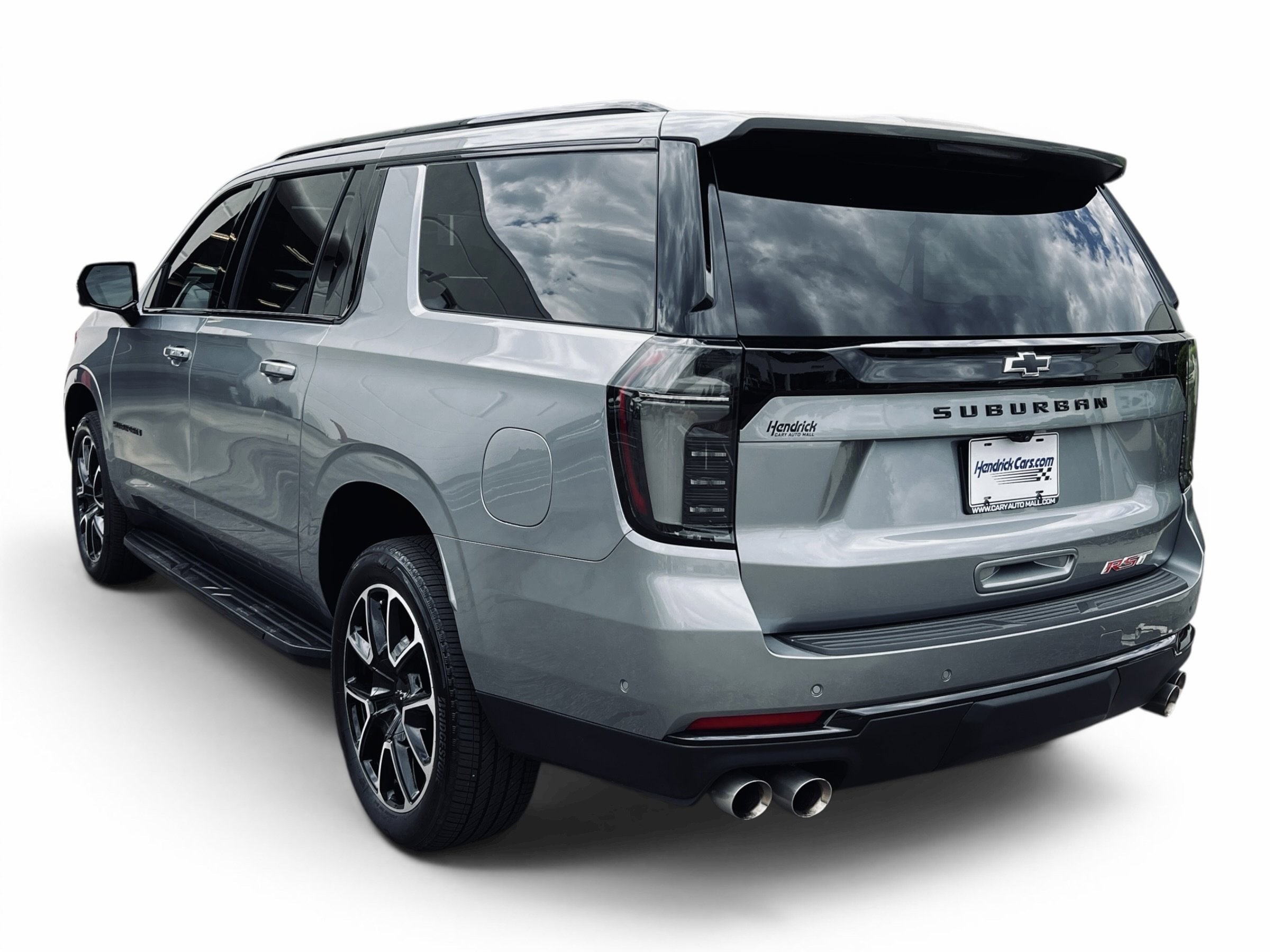 2025 Chevrolet Suburban RST photo 6