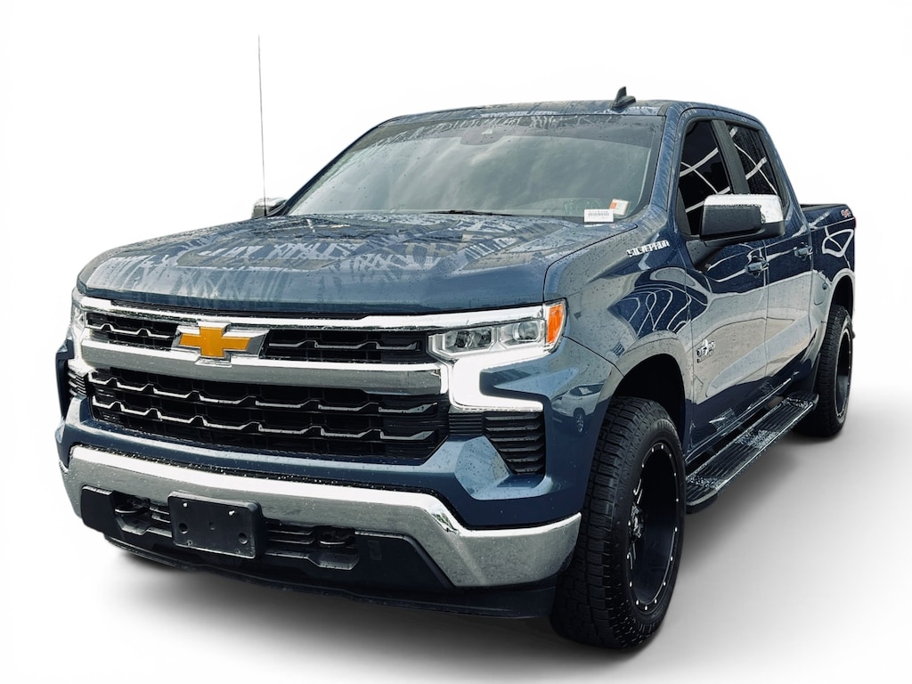 Used 2024 Chevrolet Silverado 1500 LT Pickup