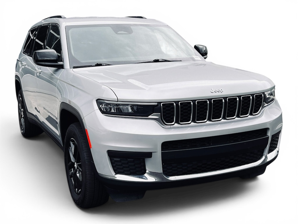 Used 2023 Jeep Grand Cherokee L Laredo SUV