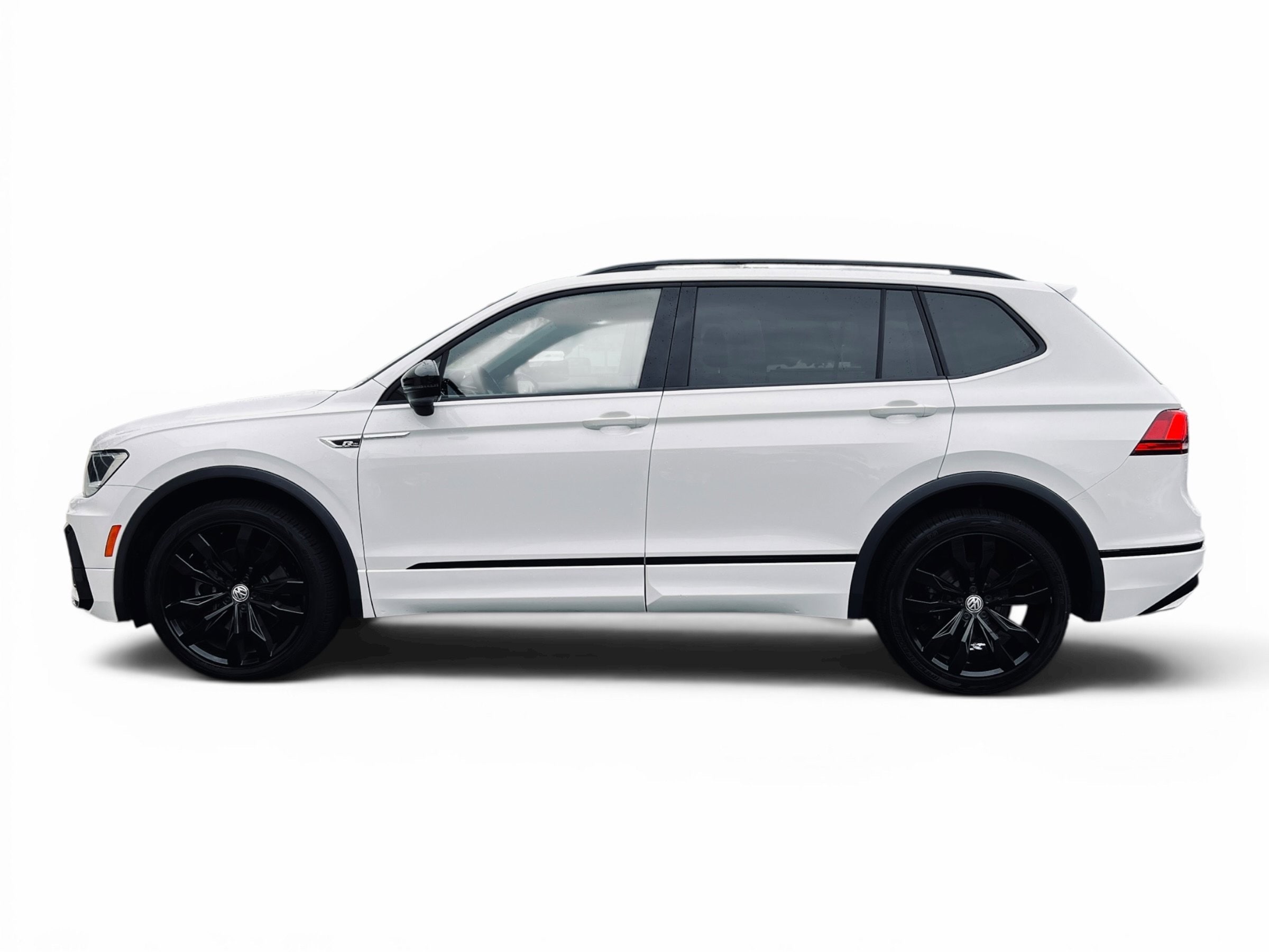 2020 Volkswagen Tiguan SE R-Line Black photo 6