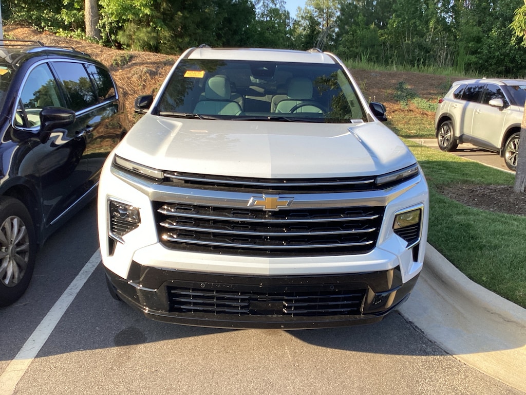Used 2026 Chevrolet Traverse AWD High Country SUV