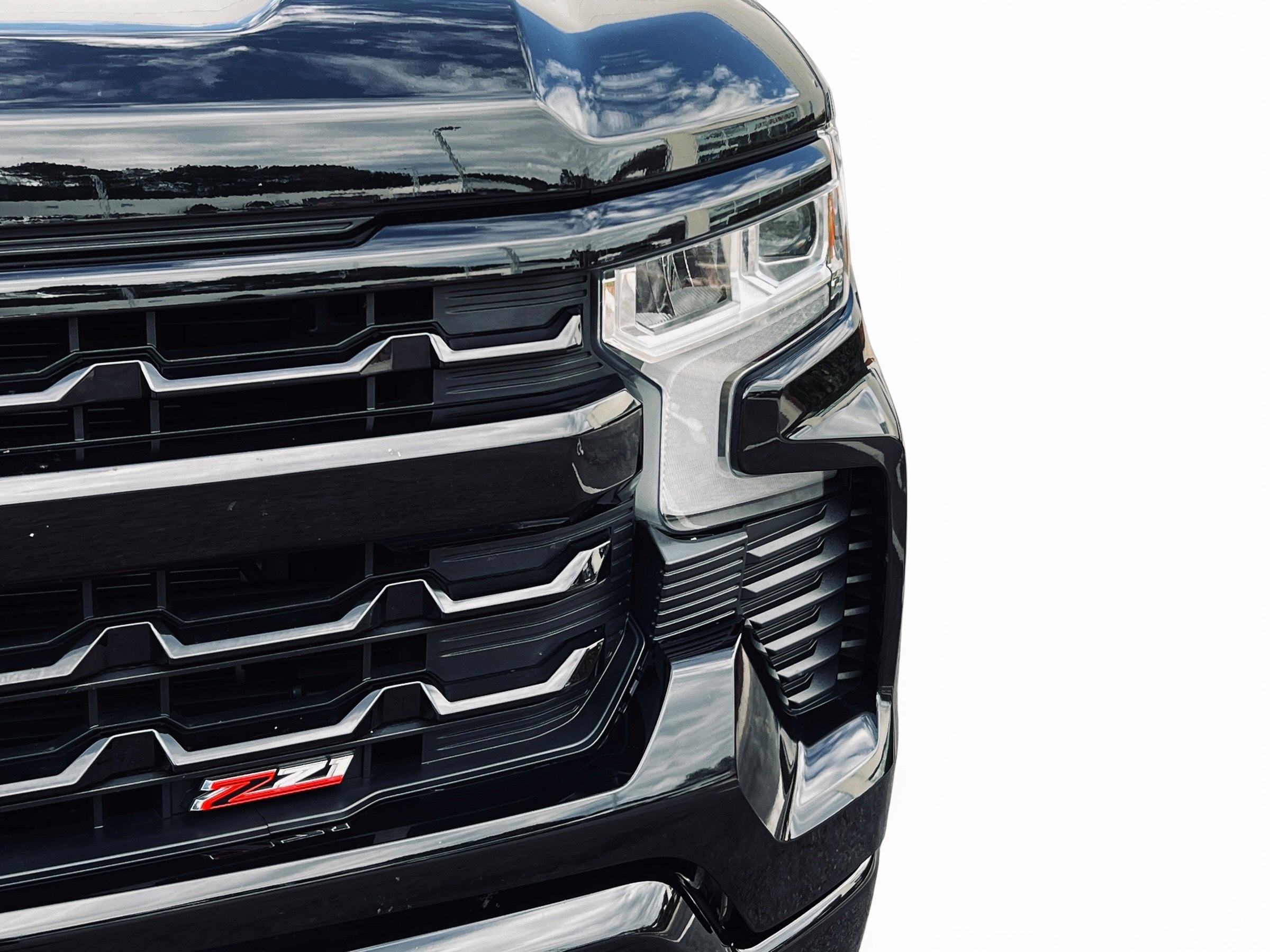 2023 Chevrolet Silverado 1500 LT Trail Boss photo 4