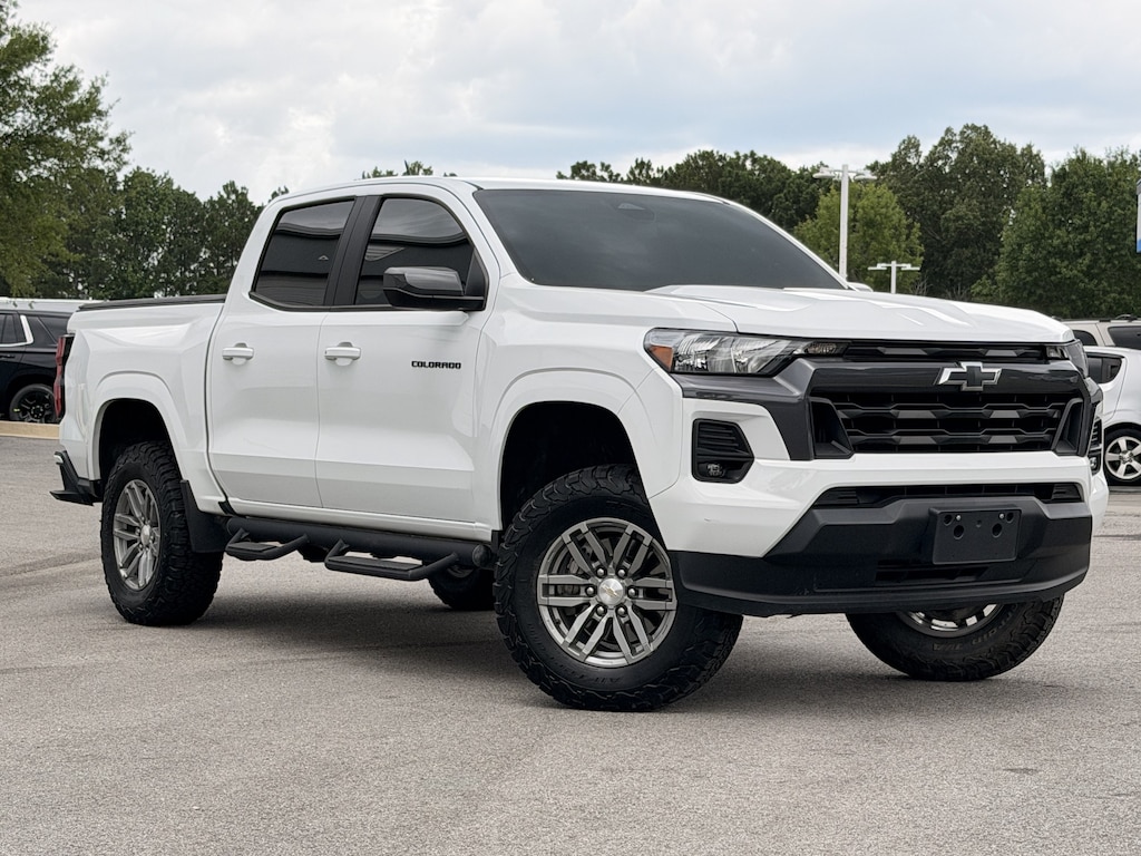 Used 2023 Chevrolet Colorado 2WD LT Pickup