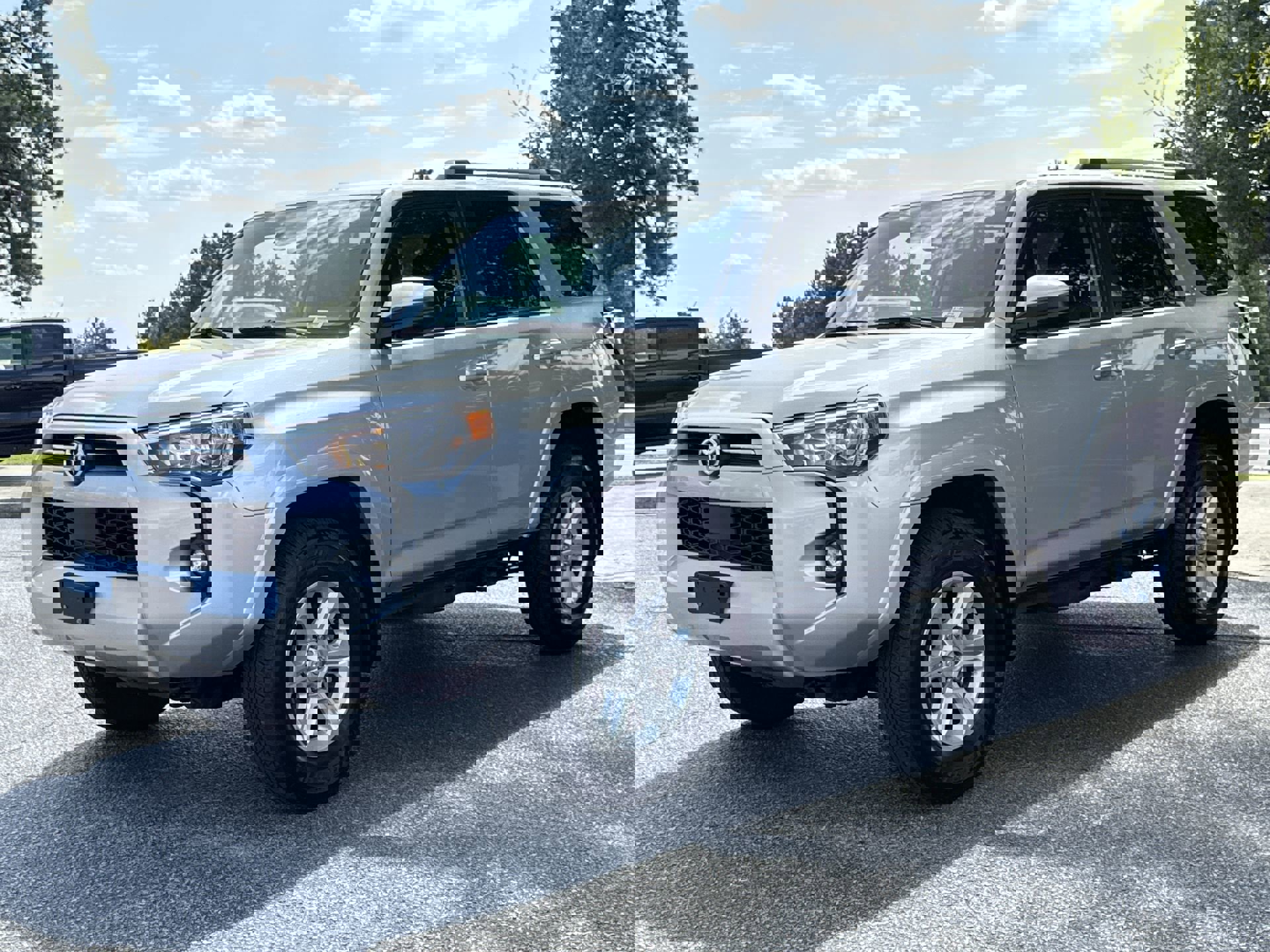 2024 Toyota 4Runner SR5 photo 3