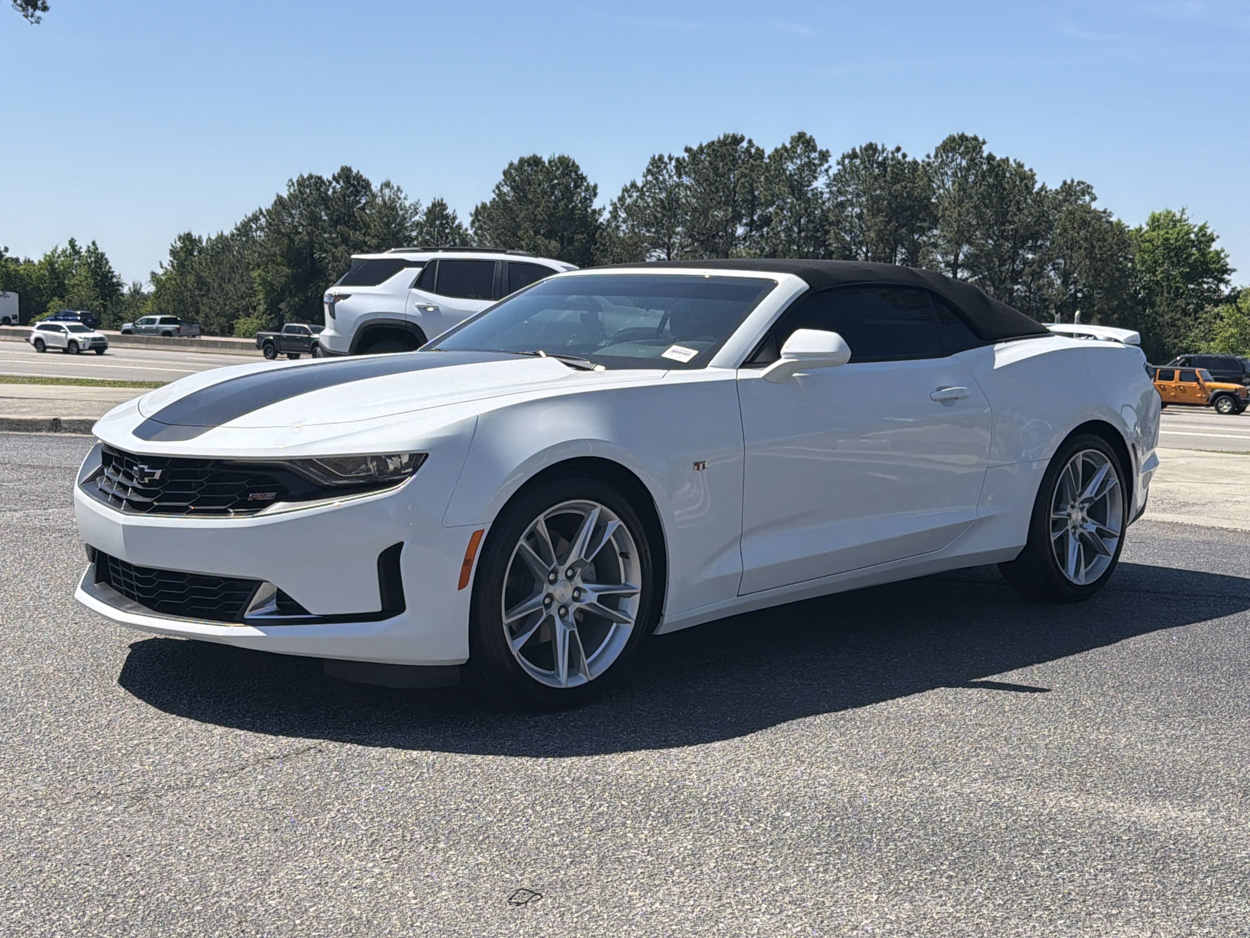 2023 Chevrolet Camaro 1LT photo 5