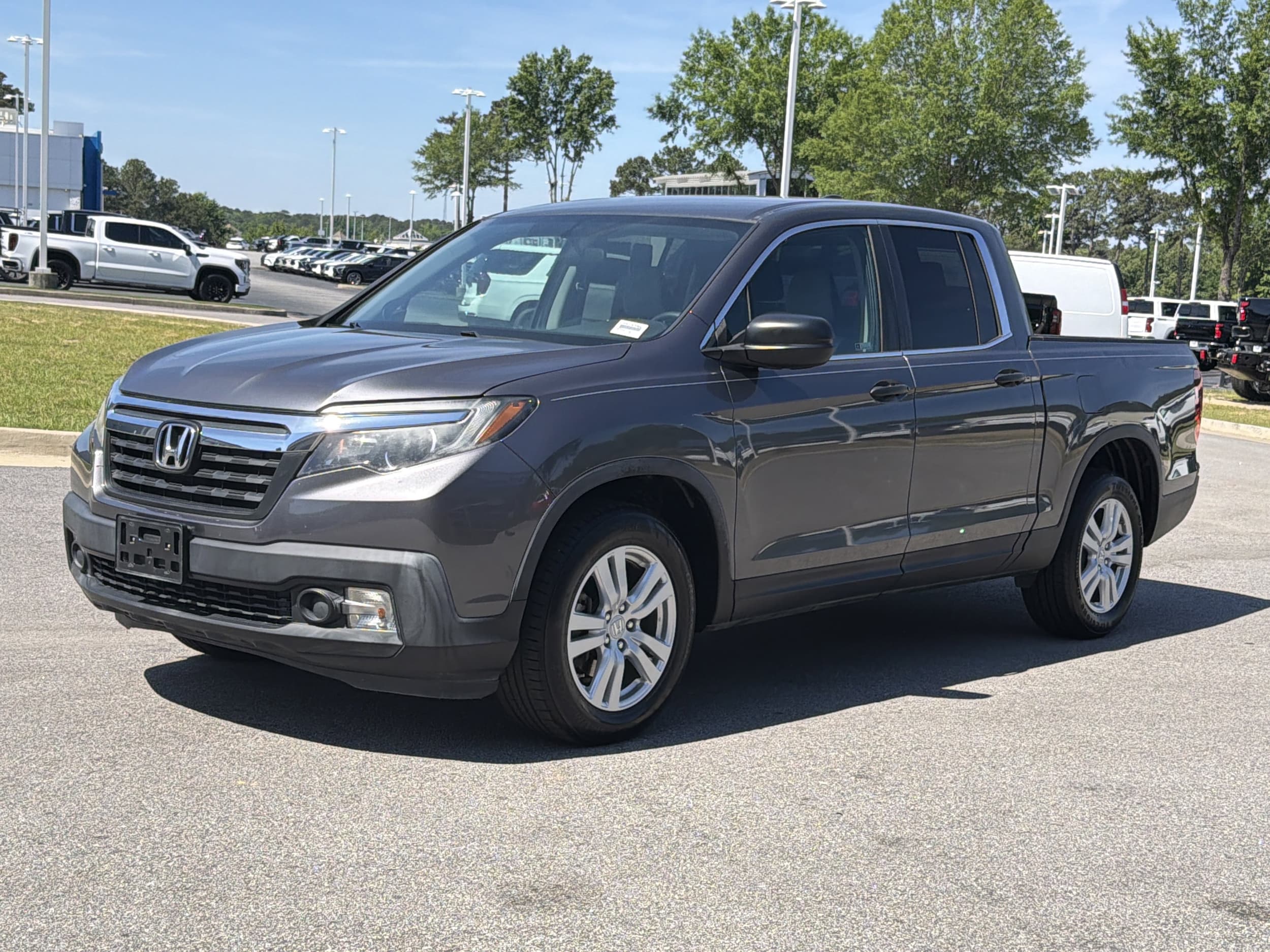 2019 Honda Ridgeline RT photo 5