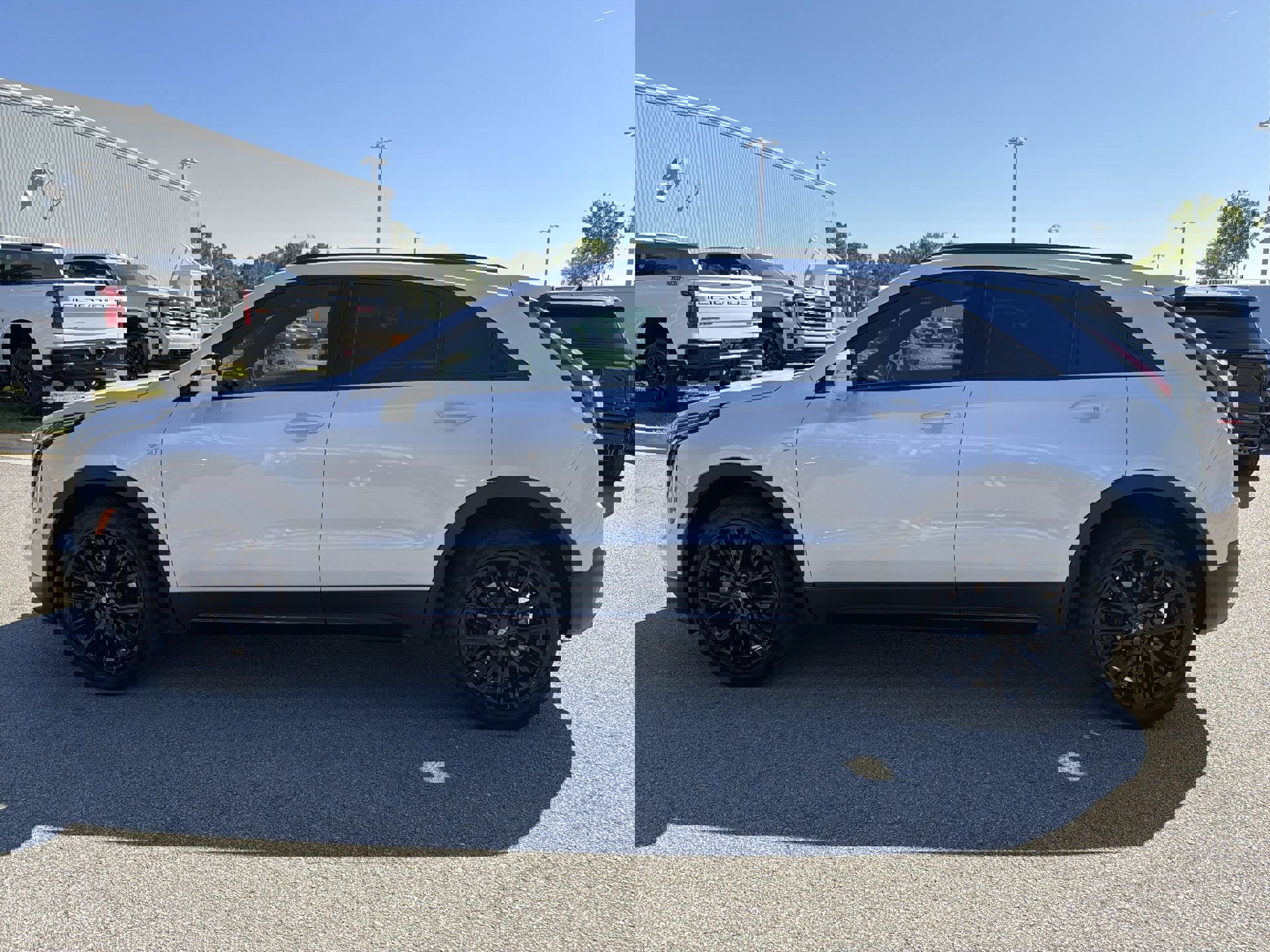 2023 CADILLAC XT4 FWD Sport photo 5