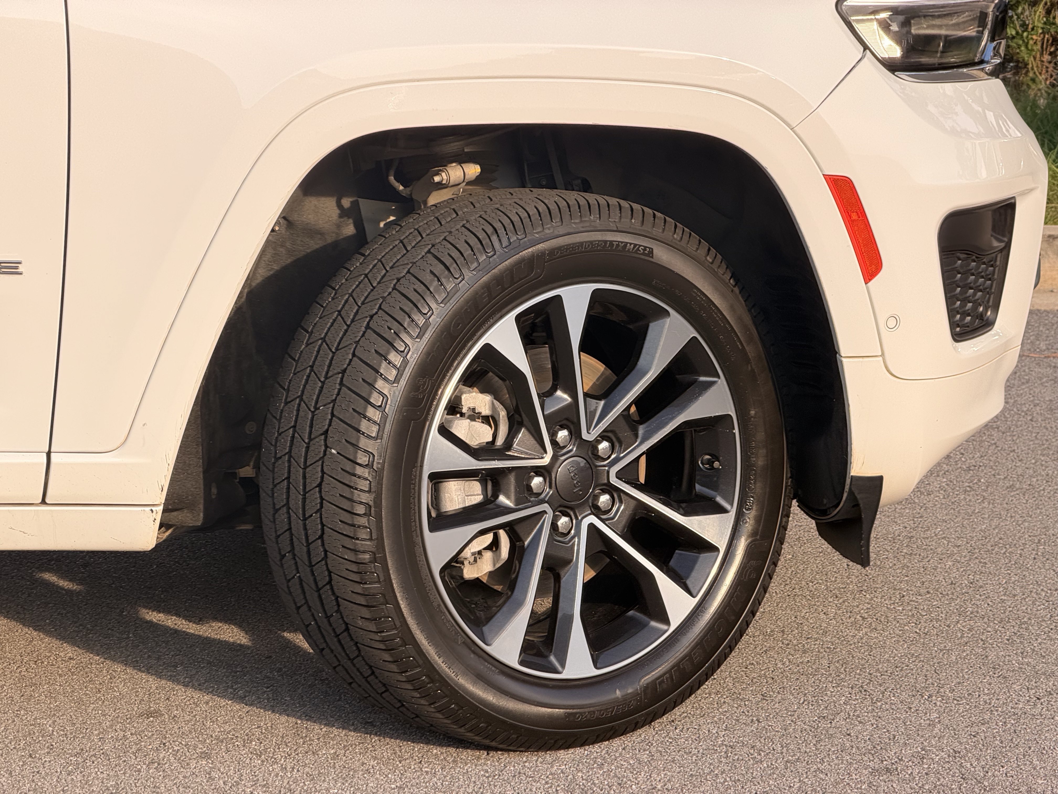 Used 2022 Jeep Grand Cherokee L Overland SUV