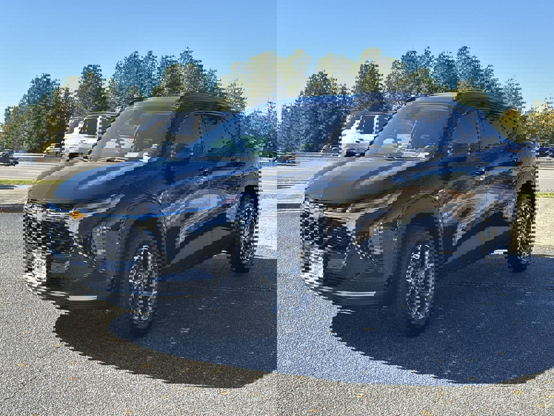 2025 Chevrolet Trax LT photo 3