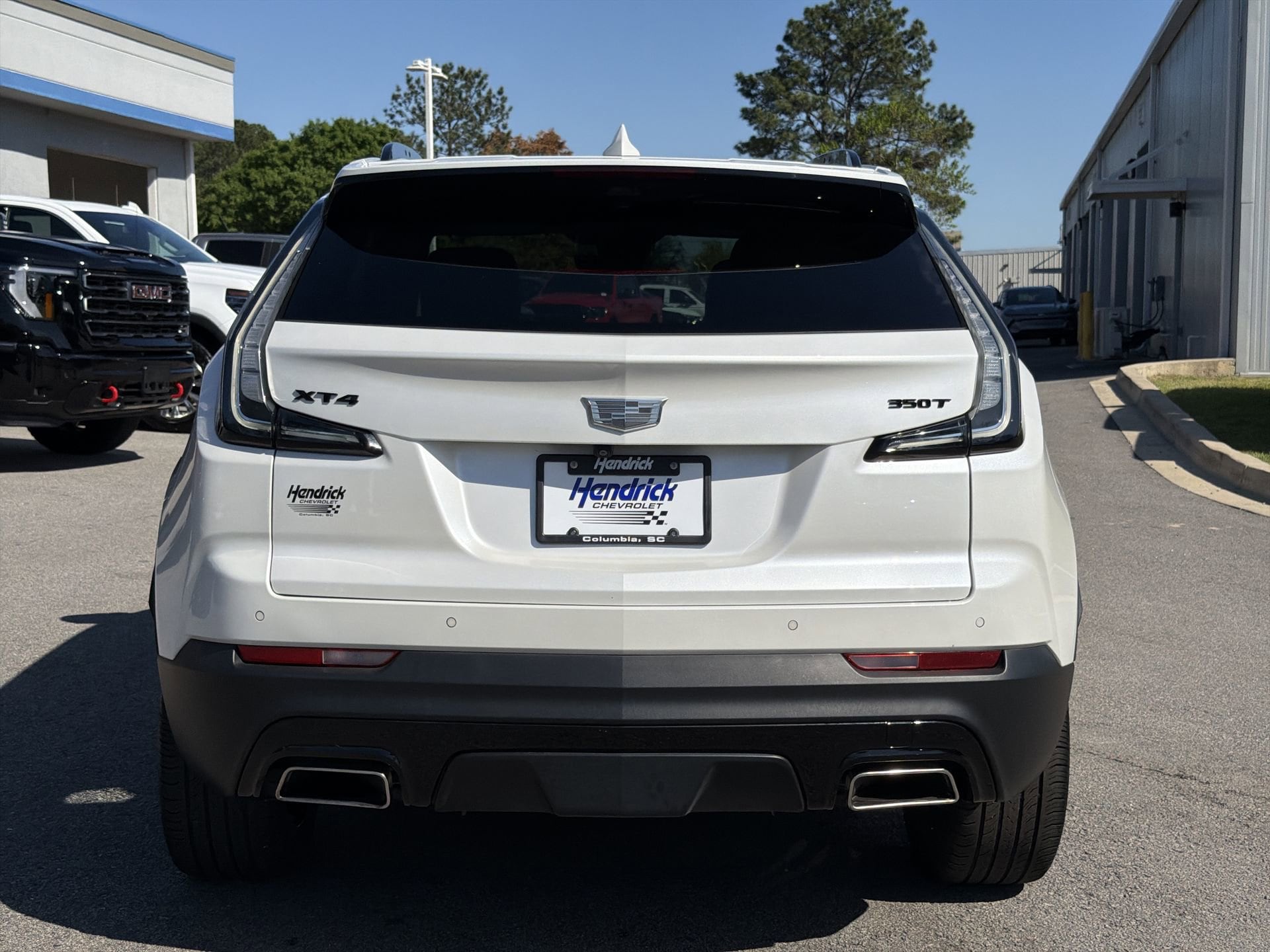 2023 CADILLAC XT4 FWD Sport photo 3