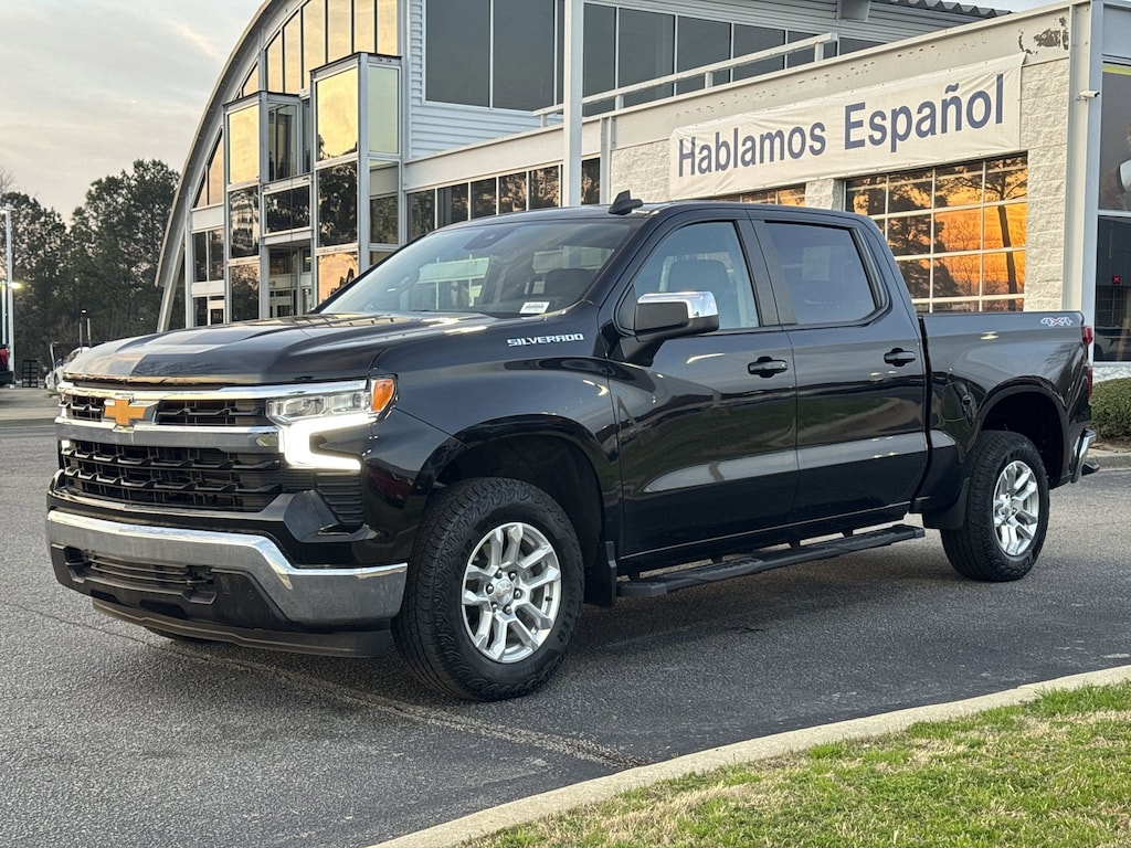 Used 2023 Chevrolet Silverado 1500 LT Pickup