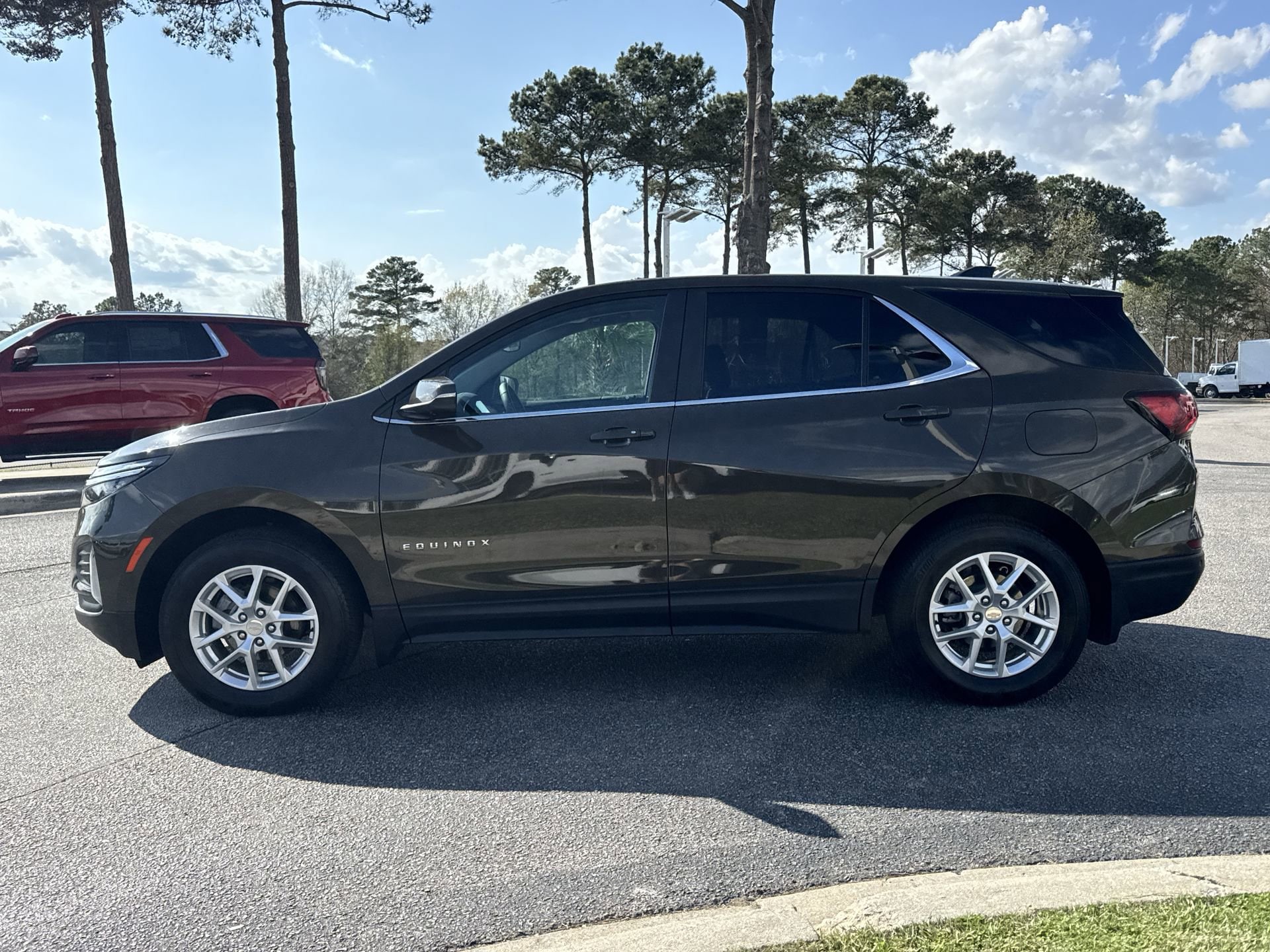 2024 Chevrolet Equinox LT photo 5