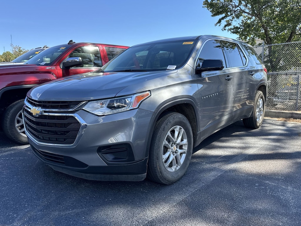 Used 2020 Chevrolet Traverse LS SUV