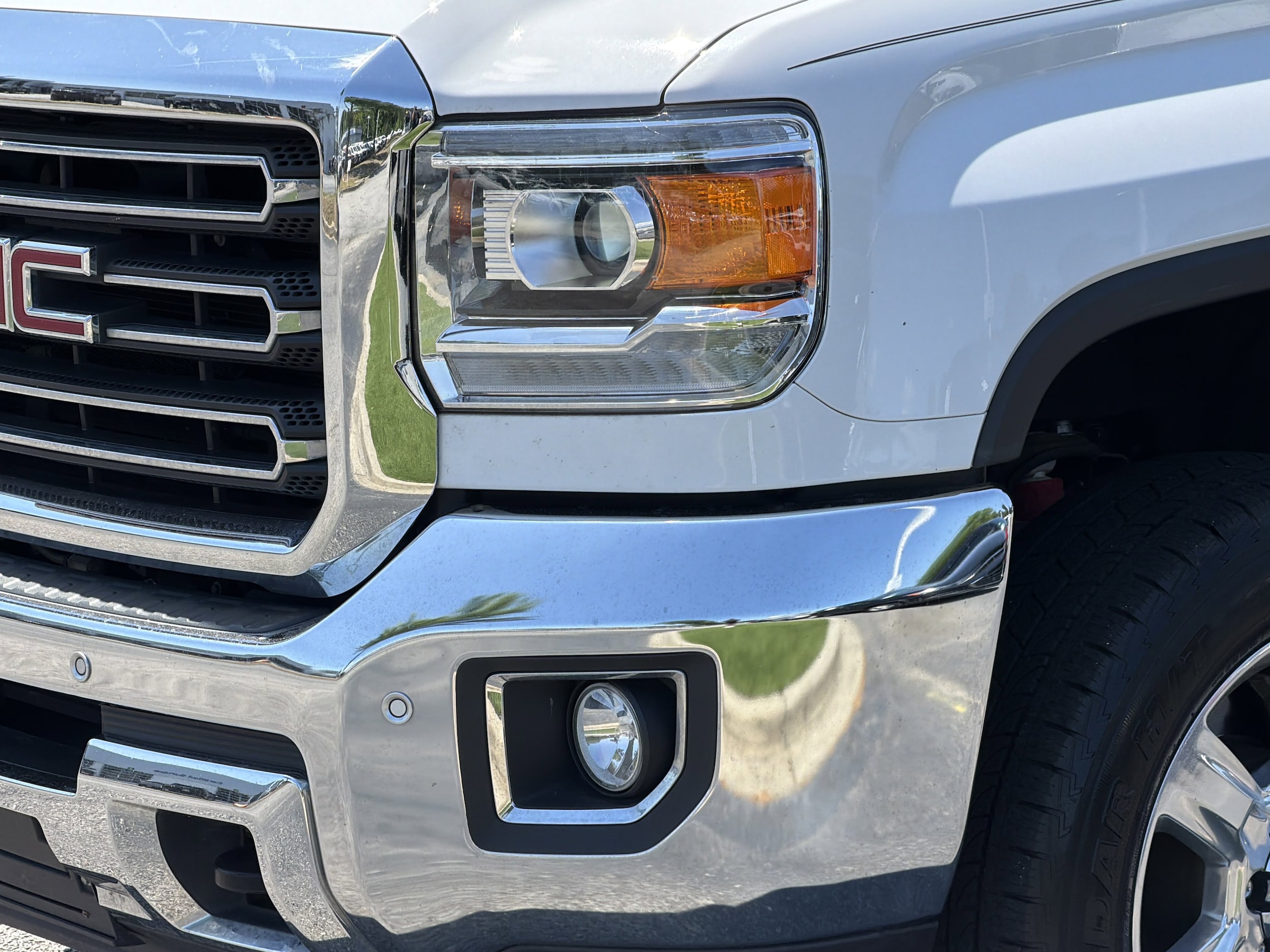 2017 GMC Sierra 2500HD SLT photo 6