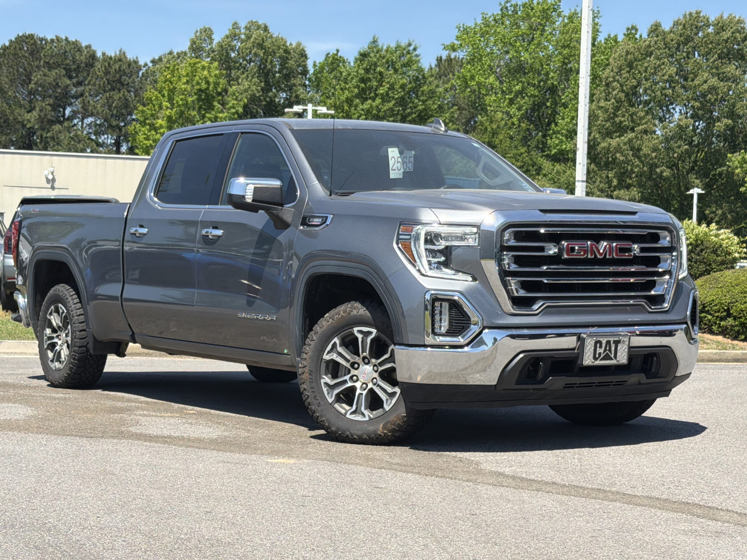 2022 GMC Sierra 1500 Limited SLT photo 2