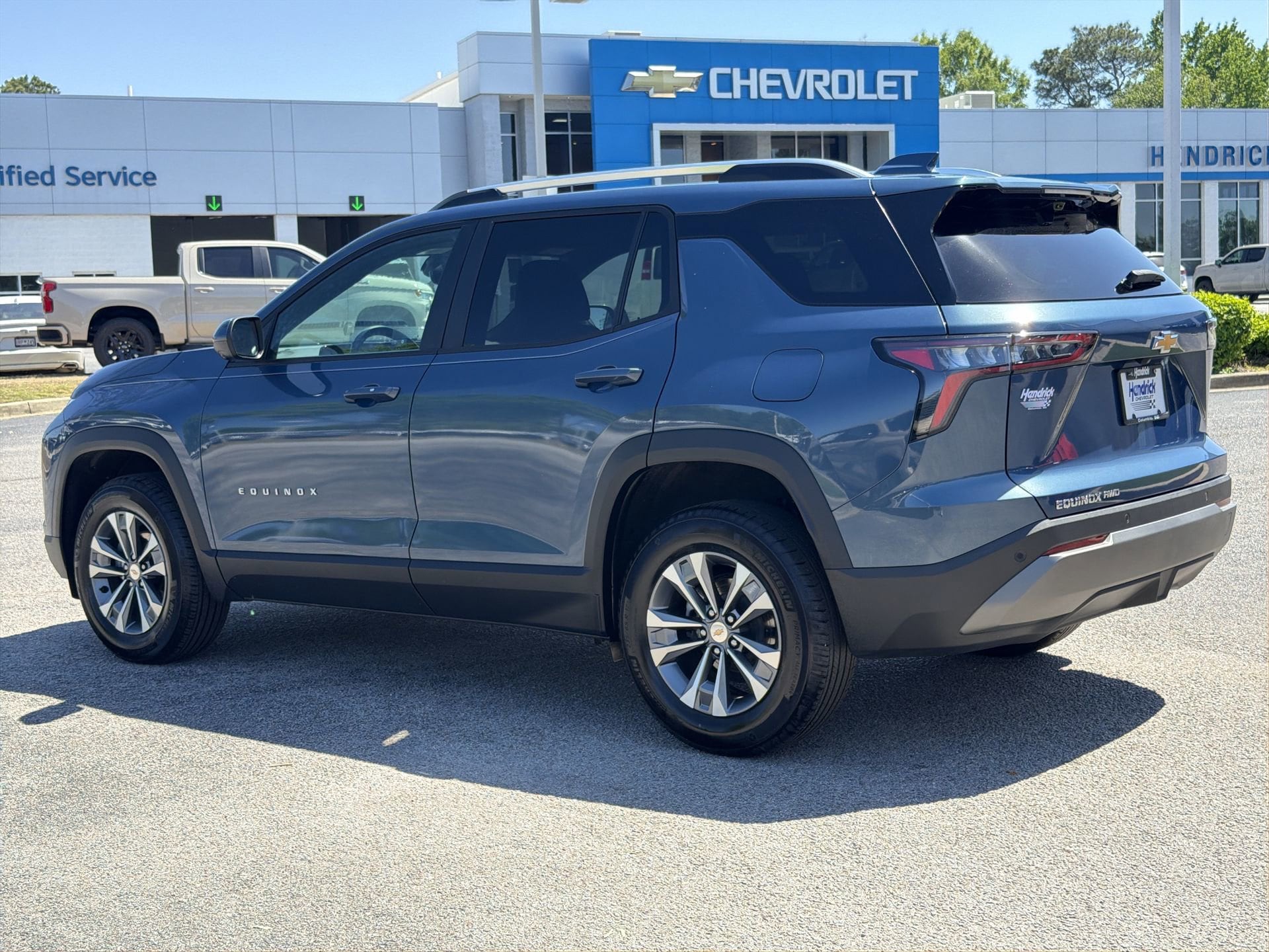 2025 Chevrolet Equinox AWD LT photo 6