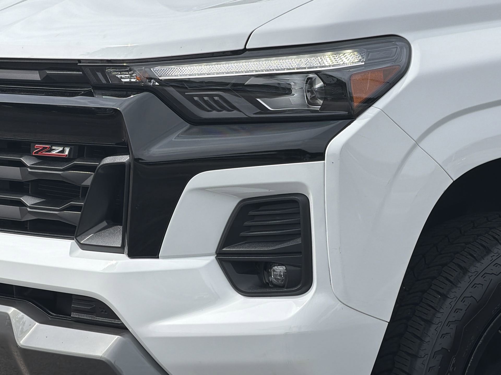 2025 Chevrolet Colorado 4WD Z71 photo 4